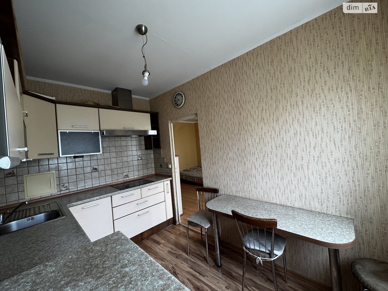 Продажа трехкомнатной квартиры в Ивано-Франковске, на ул. Горбачевского, район Пасечная фото 1 Продажа трехкомнатной квартиры в Ивано-Франковске, на ул. Горбачевского, район Пасечная фото 1
