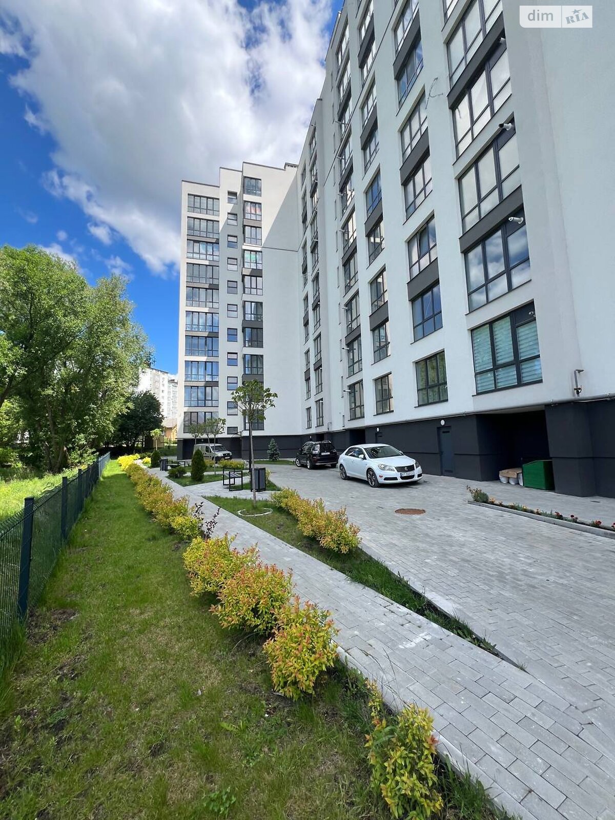Продаж двокімнатної квартири в Івано-Франківську, на вул. Горбачевського 20, район Пасічна фото 1 Продаж двокімнатної квартири в Івано-Франківську, на вул. Горбачевського 20, район Пасічна фото 1