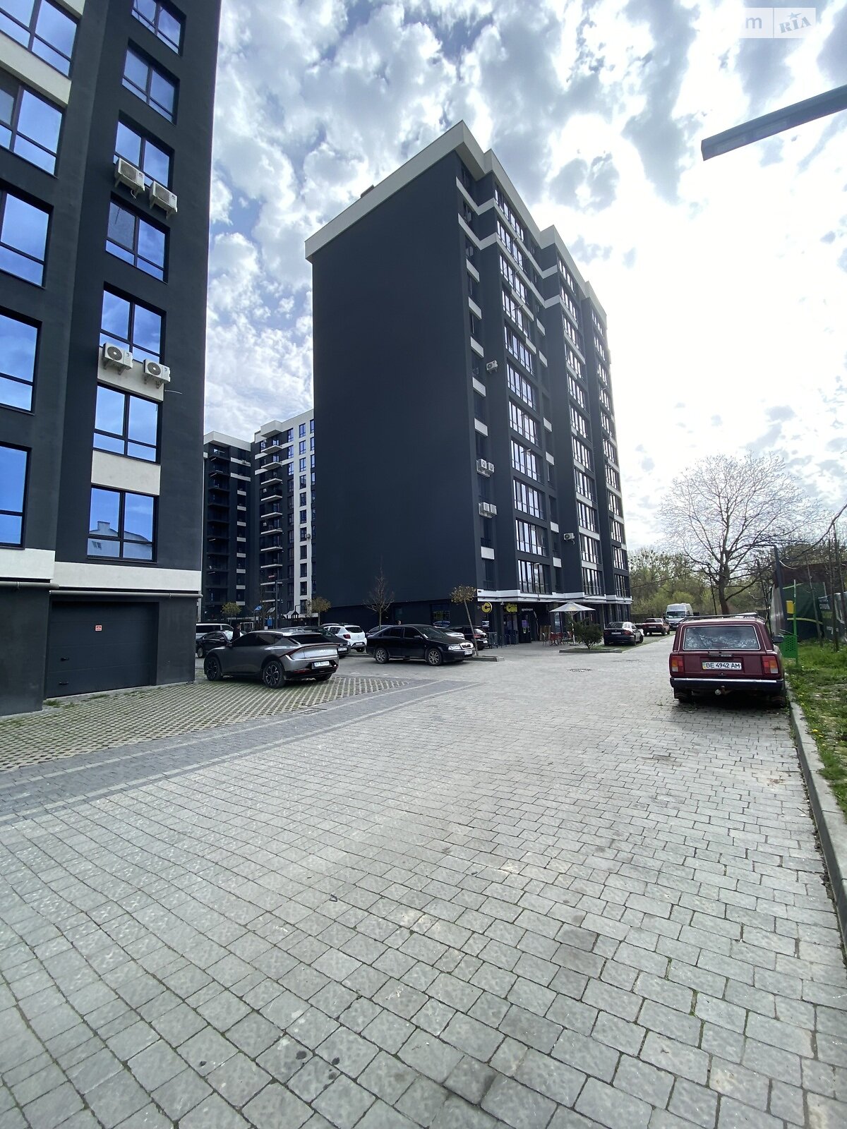 Продажа двухкомнатной квартиры в Ивано-Франковске, на ул. Химиков 28 корпус 9, кв. 207, район Пасечная фото 1 Продажа двухкомнатной квартиры в Ивано-Франковске, на ул. Химиков 28 корпус 9, кв. 207, район Пасечная фото 1