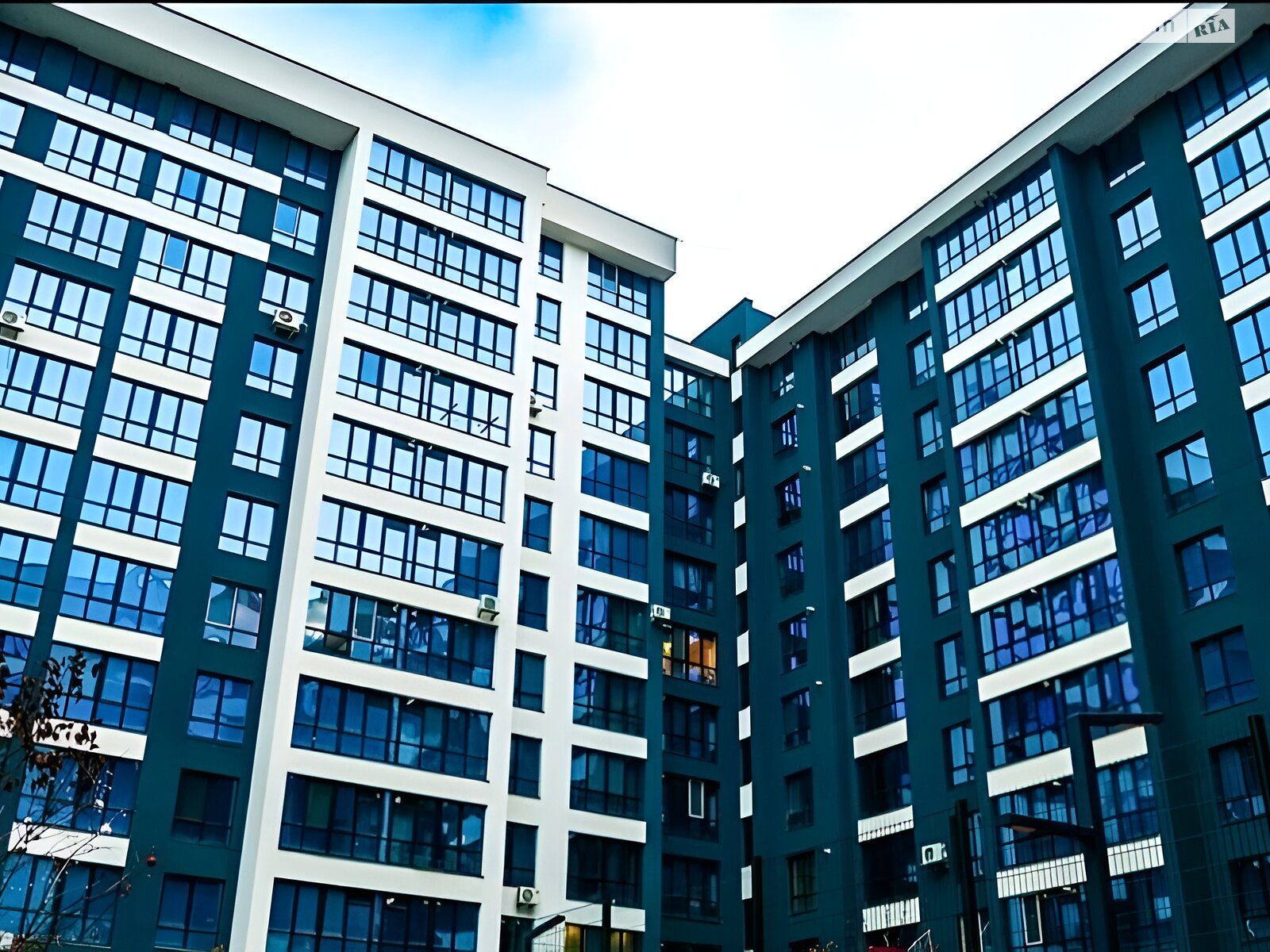 Продаж трикімнатної квартири в Івано-Франківську, на вул. Хіміків 28 корпус 13, район Пасічна фото 1 Продаж трикімнатної квартири в Івано-Франківську, на вул. Хіміків 28 корпус 13, район Пасічна фото 1