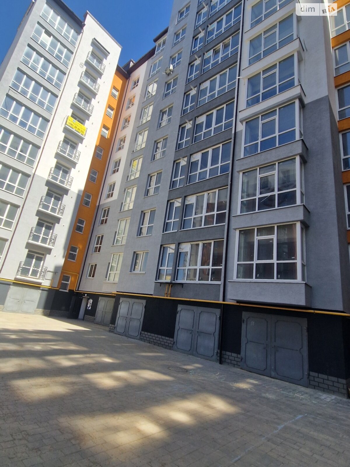 Продаж двокімнатної квартири в Івано-Франківську, на вул. Хіміків 43, район Пасічна фото 1 Продаж двокімнатної квартири в Івано-Франківську, на вул. Хіміків 43, район Пасічна фото 1