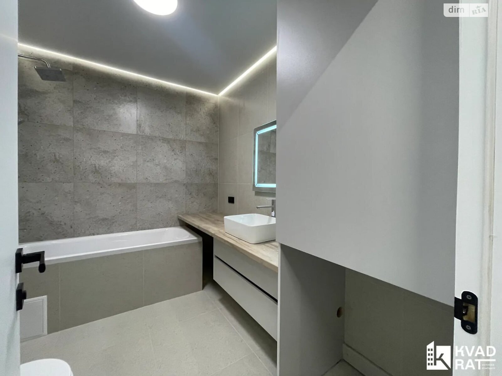 Продажа однокомнатной квартиры в Ивано-Франковске, на ул. Химиков 28 корпус 20, район Пасечная фото 1