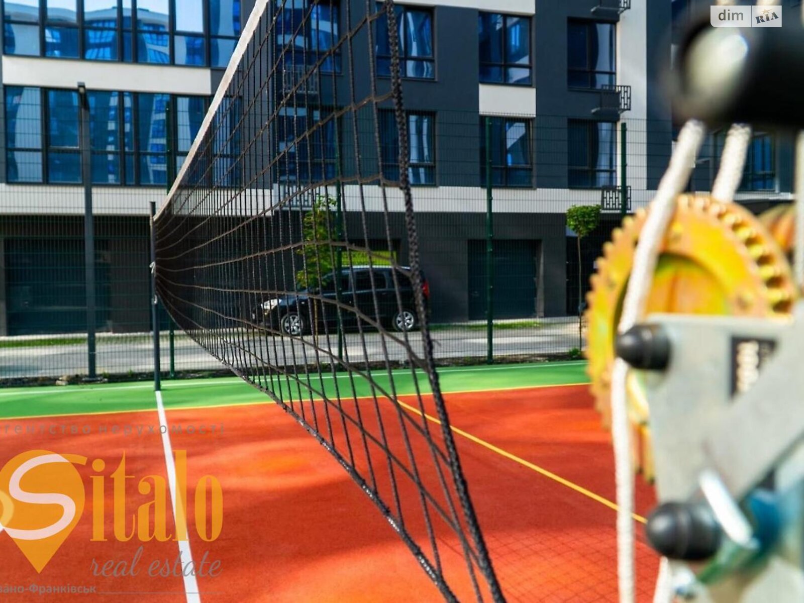 Продажа трехкомнатной квартиры в Ивано-Франковске, на ул. Химиков 28/7, район Пасечная фото 1