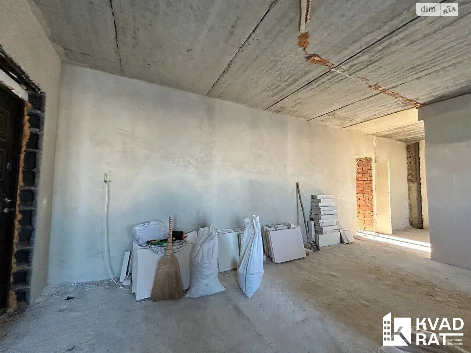 Продажа трехкомнатной квартиры в Ивано-Франковске, на ул. Химиков 23Б, кв. 99, район Пасечная фото 1 Продажа трехкомнатной квартиры в Ивано-Франковске, на ул. Химиков 23Б, кв. 99, район Пасечная фото 1