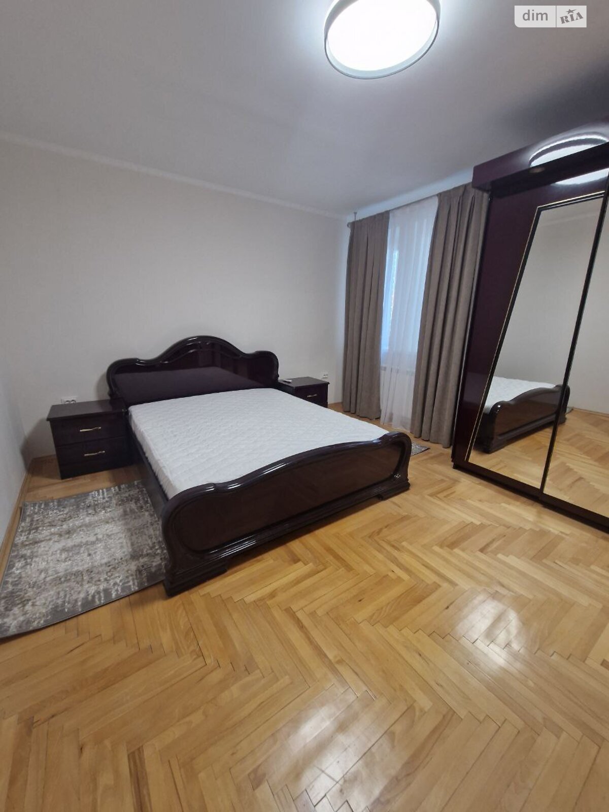 Продаж трикімнатної квартири в Івано-Франківську, на вул. Пасічна 21, кв. 40, район Пасічна фото 1 Продаж трикімнатної квартири в Івано-Франківську, на вул. Пасічна 21, кв. 40, район Пасічна фото 1