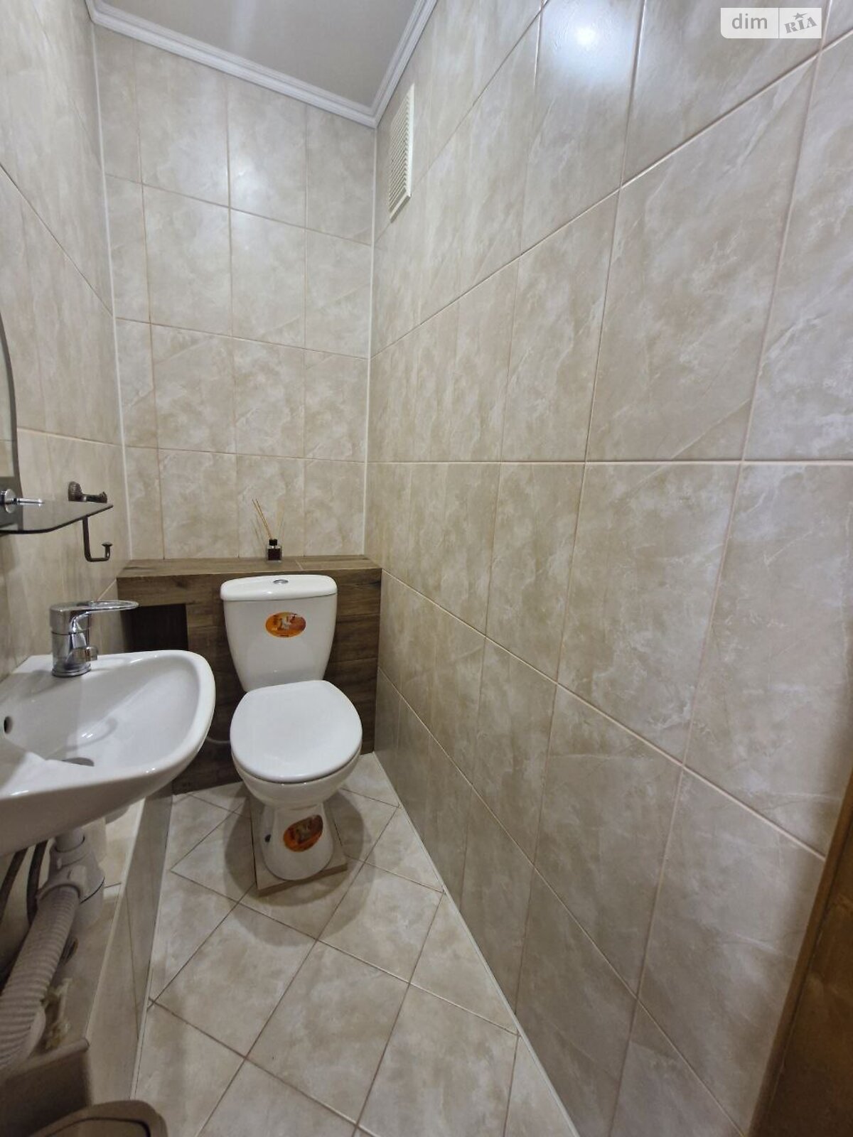Продаж трикімнатної квартири в Івано-Франківську, на вул. Пасічна 21, кв. 40, район Пасічна фото 1 Продаж трикімнатної квартири в Івано-Франківську, на вул. Пасічна 21, кв. 40, район Пасічна фото 1