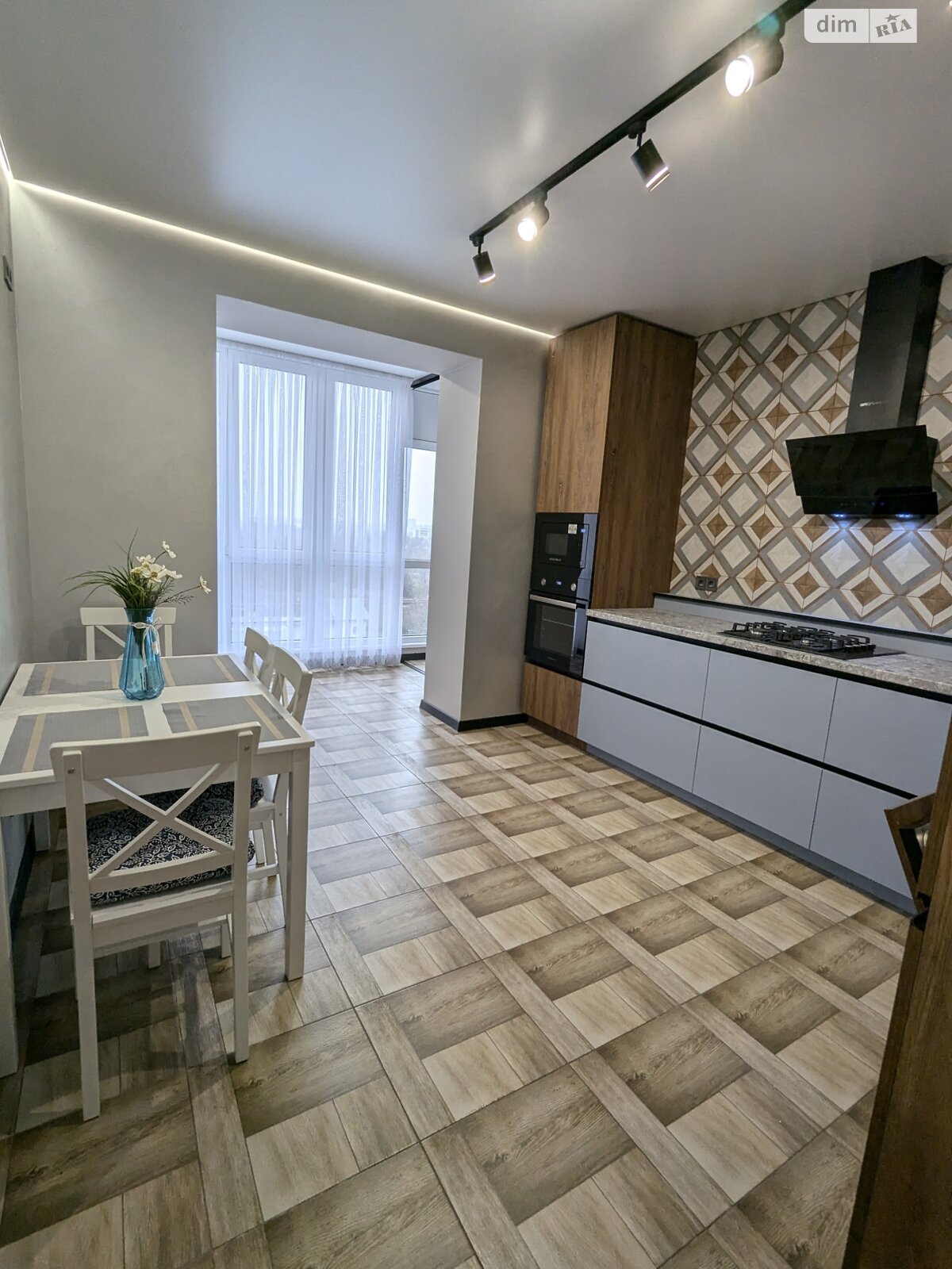 Продажа однокомнатной квартиры в Ивано-Франковске, на ул. Романа Вирастюка 1, район Пасечная фото 1 Продажа однокомнатной квартиры в Ивано-Франковске, на ул. Романа Вирастюка 1, район Пасечная фото 1