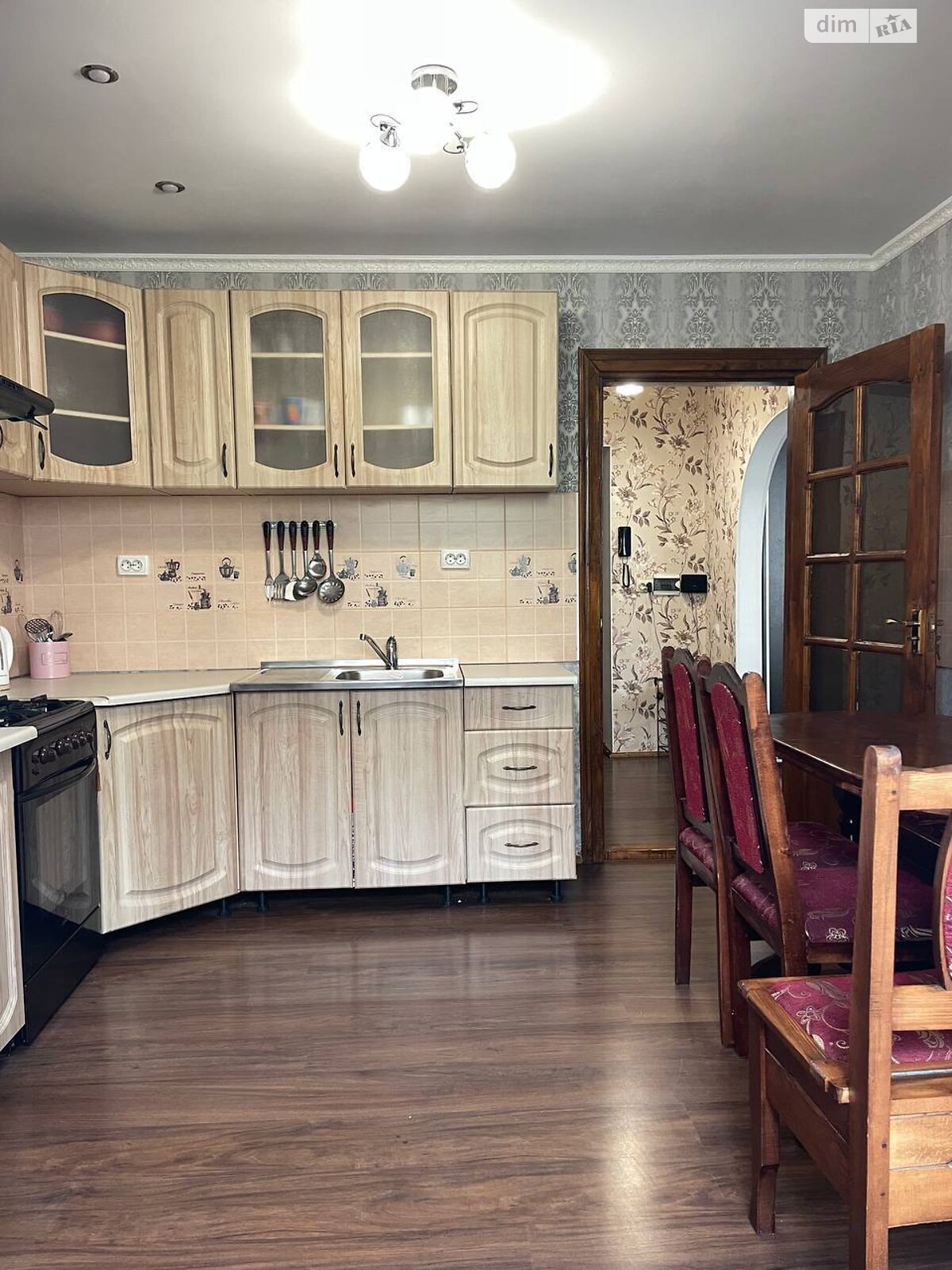 Продажа однокомнатной квартиры в Ивано-Франковске, на ул. Тролейбусная 15, район Пасечная фото 1 Продажа однокомнатной квартиры в Ивано-Франковске, на ул. Тролейбусная 15, район Пасечная фото 1