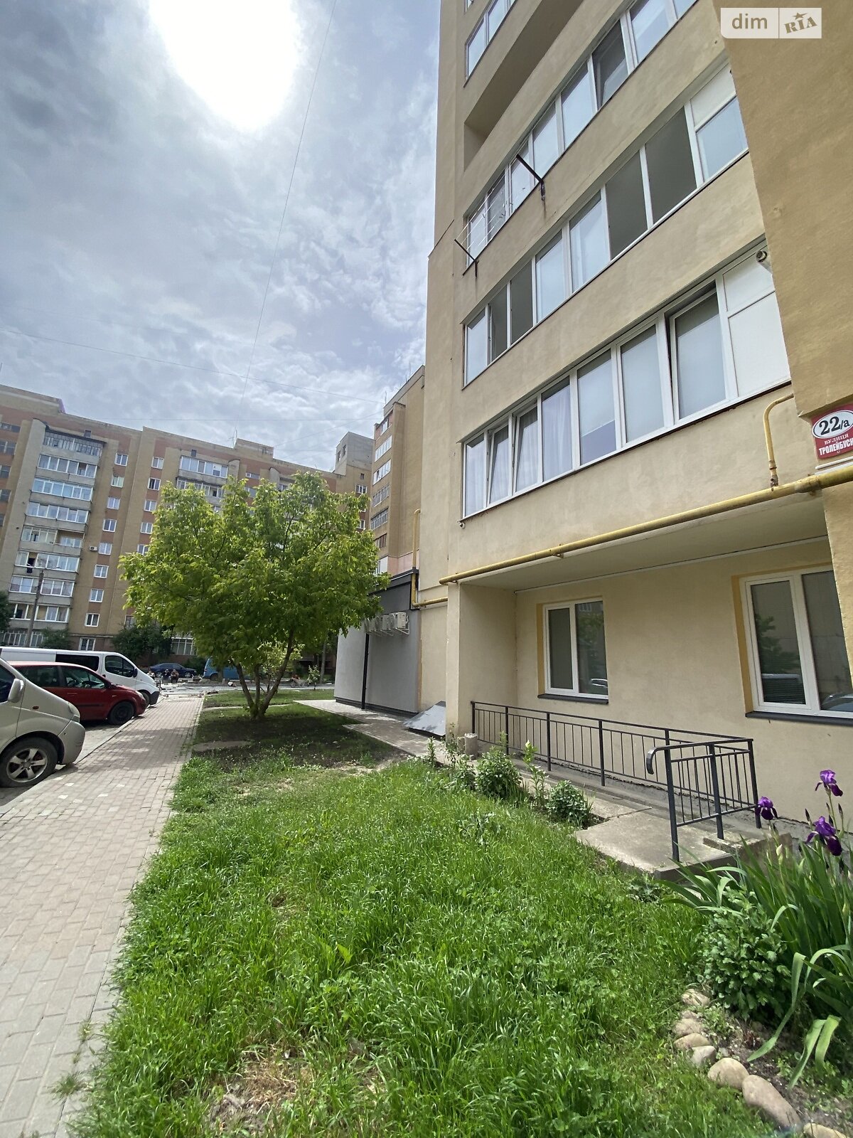 Продажа трехкомнатной квартиры в Ивано-Франковске, на ул. Троллейбусная 22А, кв. 25, район Пасечная фото 1 Продажа трехкомнатной квартиры в Ивано-Франковске, на ул. Троллейбусная 22А, кв. 25, район Пасечная фото 1