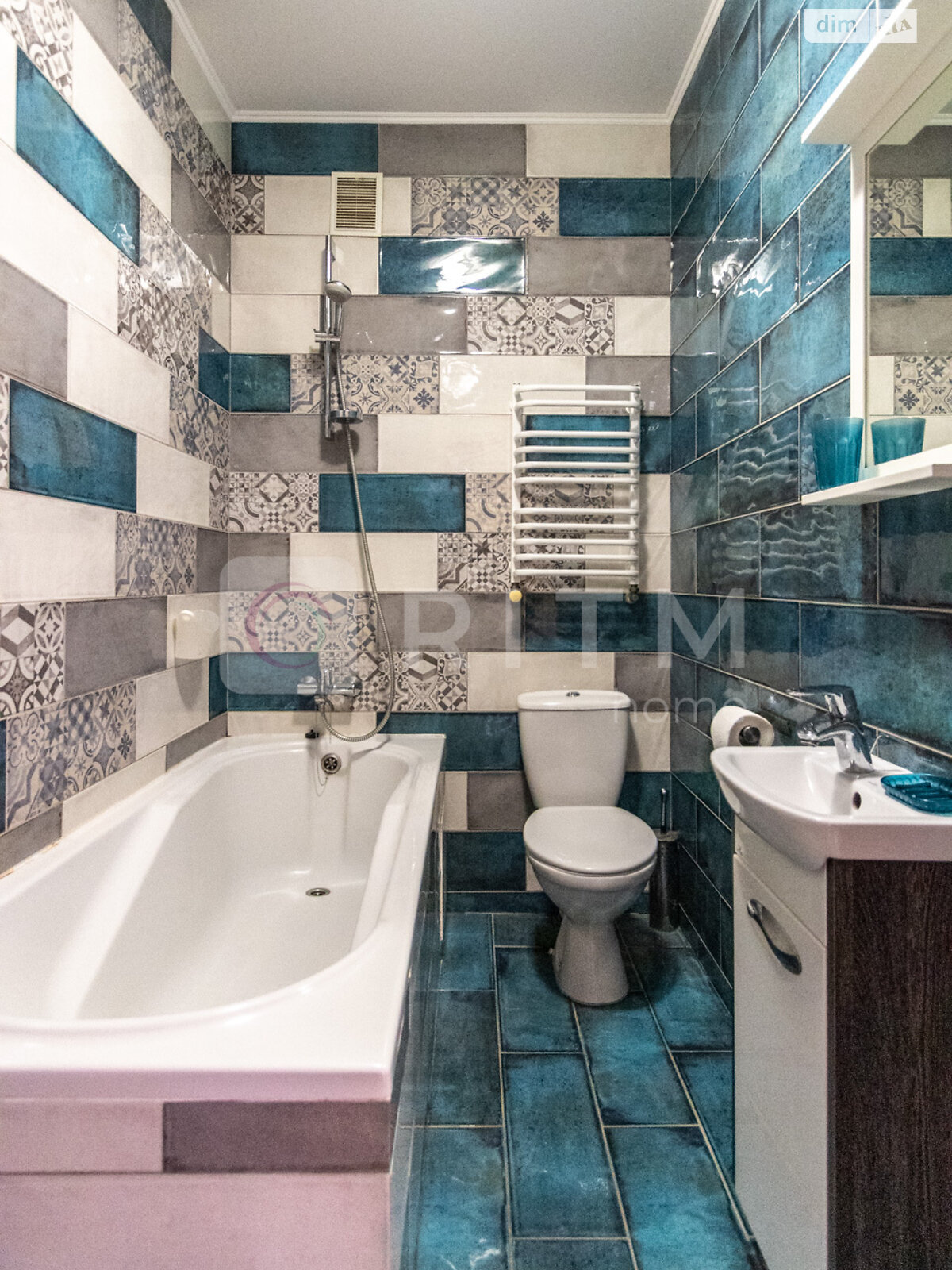 Продажа пятикомнатной квартиры в Ивано-Франковске, на ул. Троллейбусная, район Пасечная фото 1