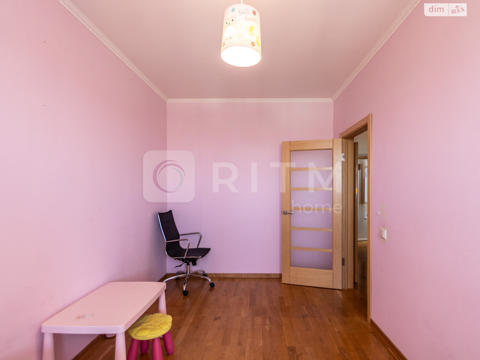 Продажа пятикомнатной квартиры в Ивано-Франковске, на ул. Троллейбусная, район Пасечная фото 1