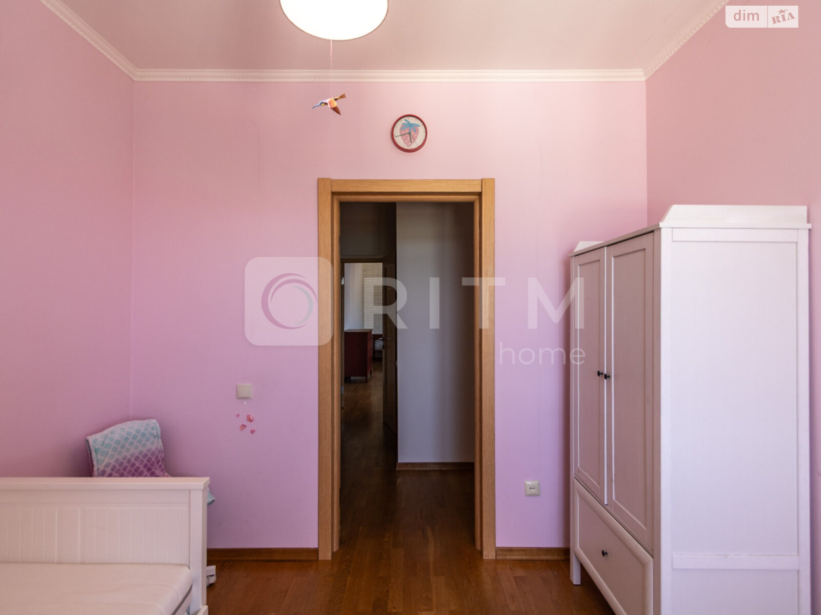 Продажа пятикомнатной квартиры в Ивано-Франковске, на ул. Троллейбусная, район Пасечная фото 1