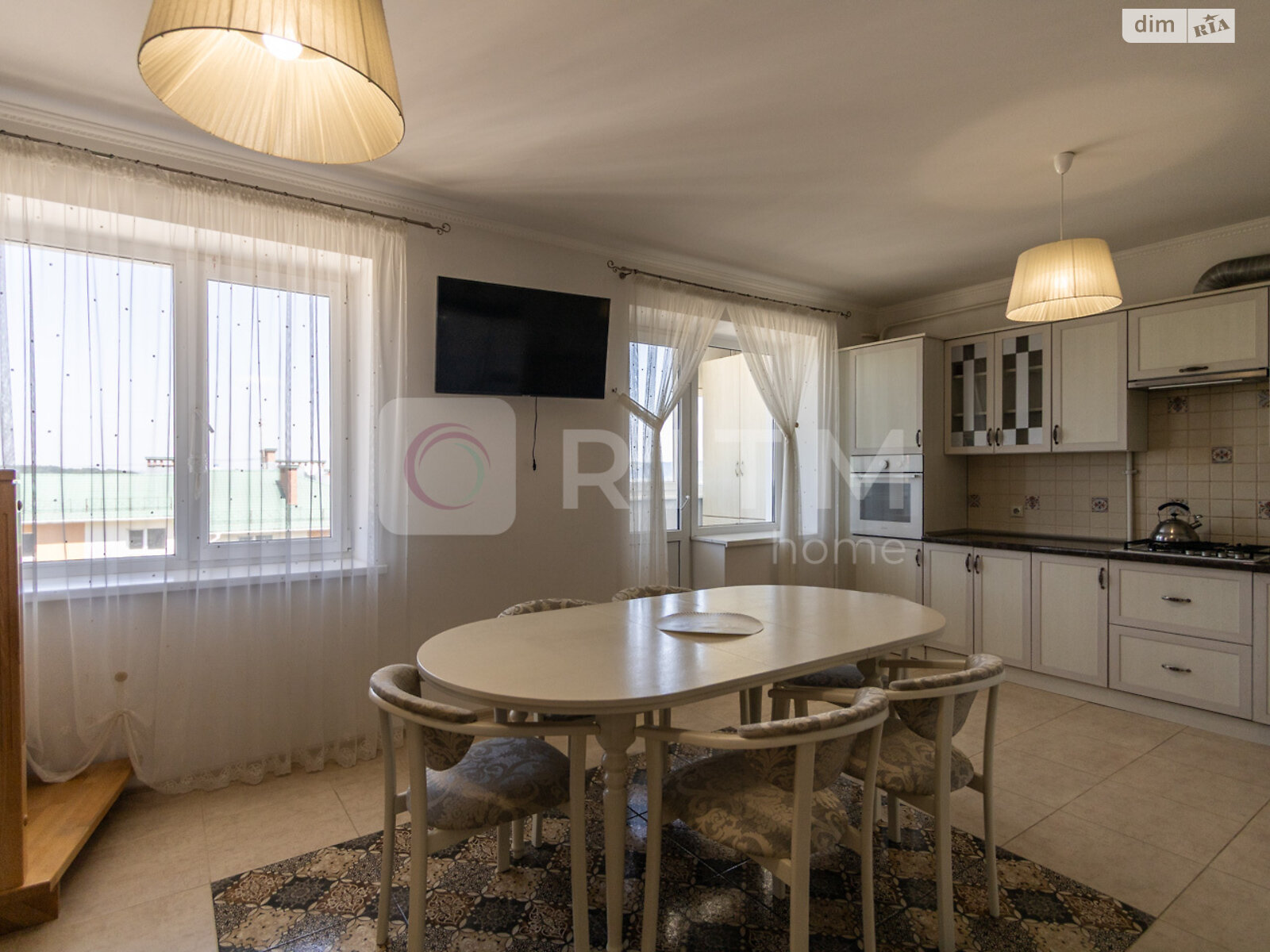 Продажа пятикомнатной квартиры в Ивано-Франковске, на ул. Троллейбусная, район Пасечная фото 1