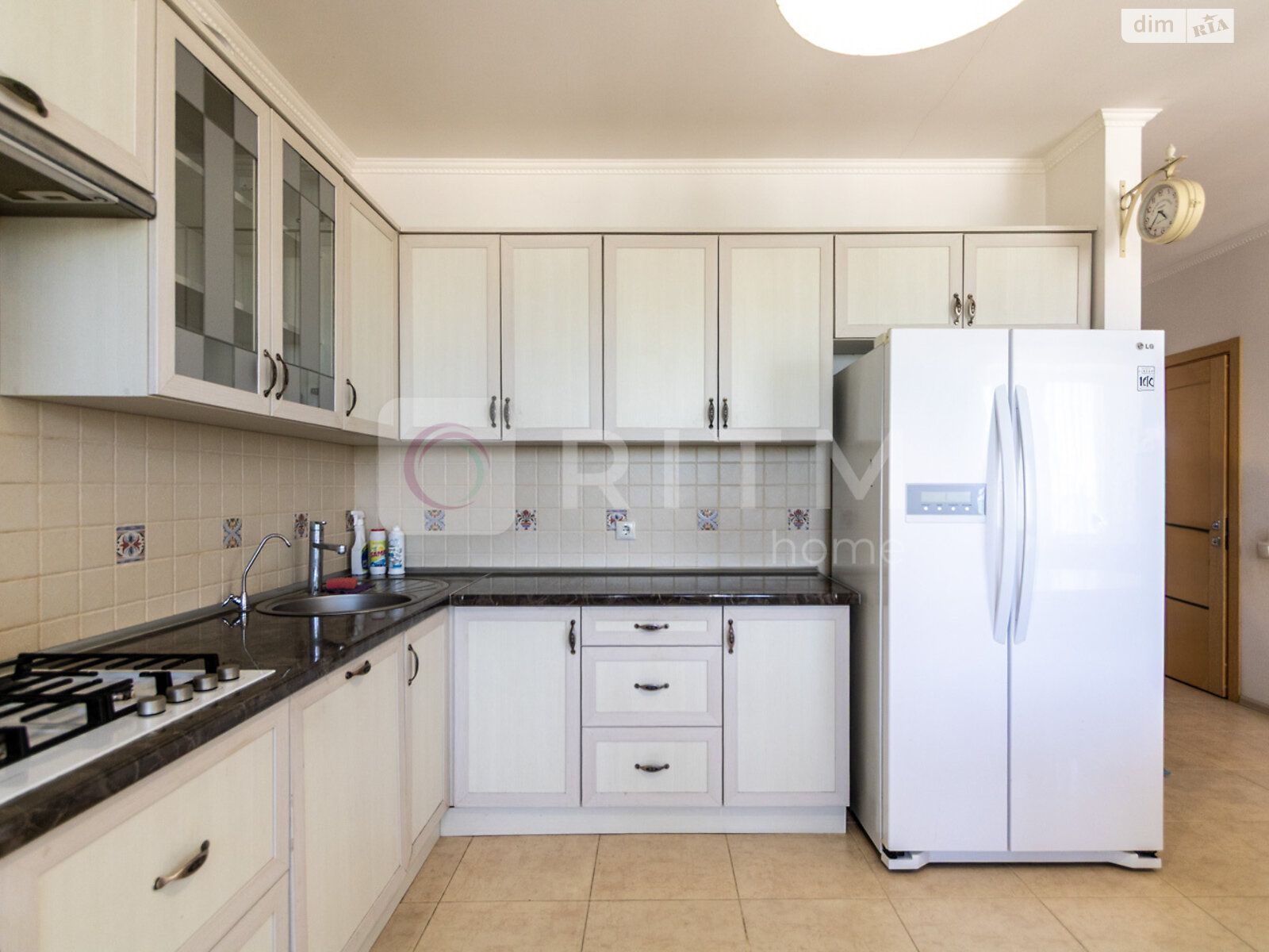 Продажа пятикомнатной квартиры в Ивано-Франковске, на ул. Троллейбусная, район Пасечная фото 1