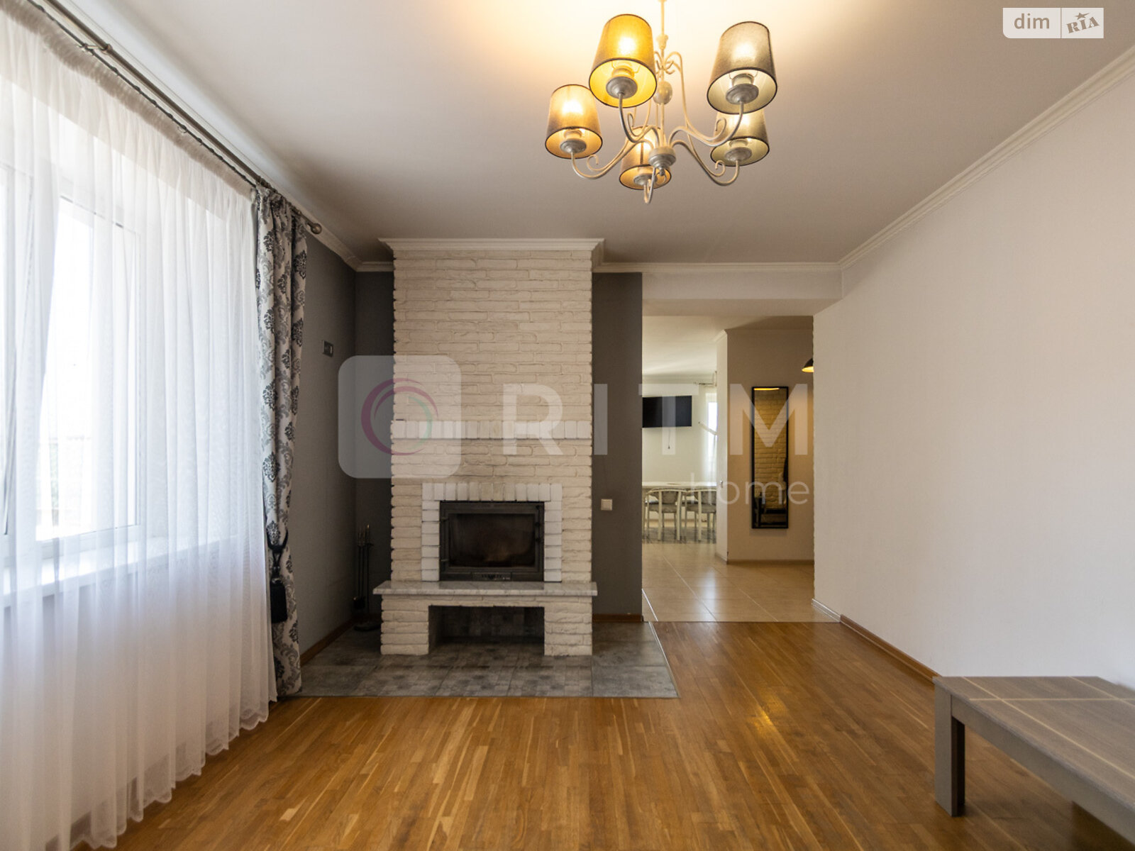 Продажа пятикомнатной квартиры в Ивано-Франковске, на ул. Троллейбусная, район Пасечная фото 1