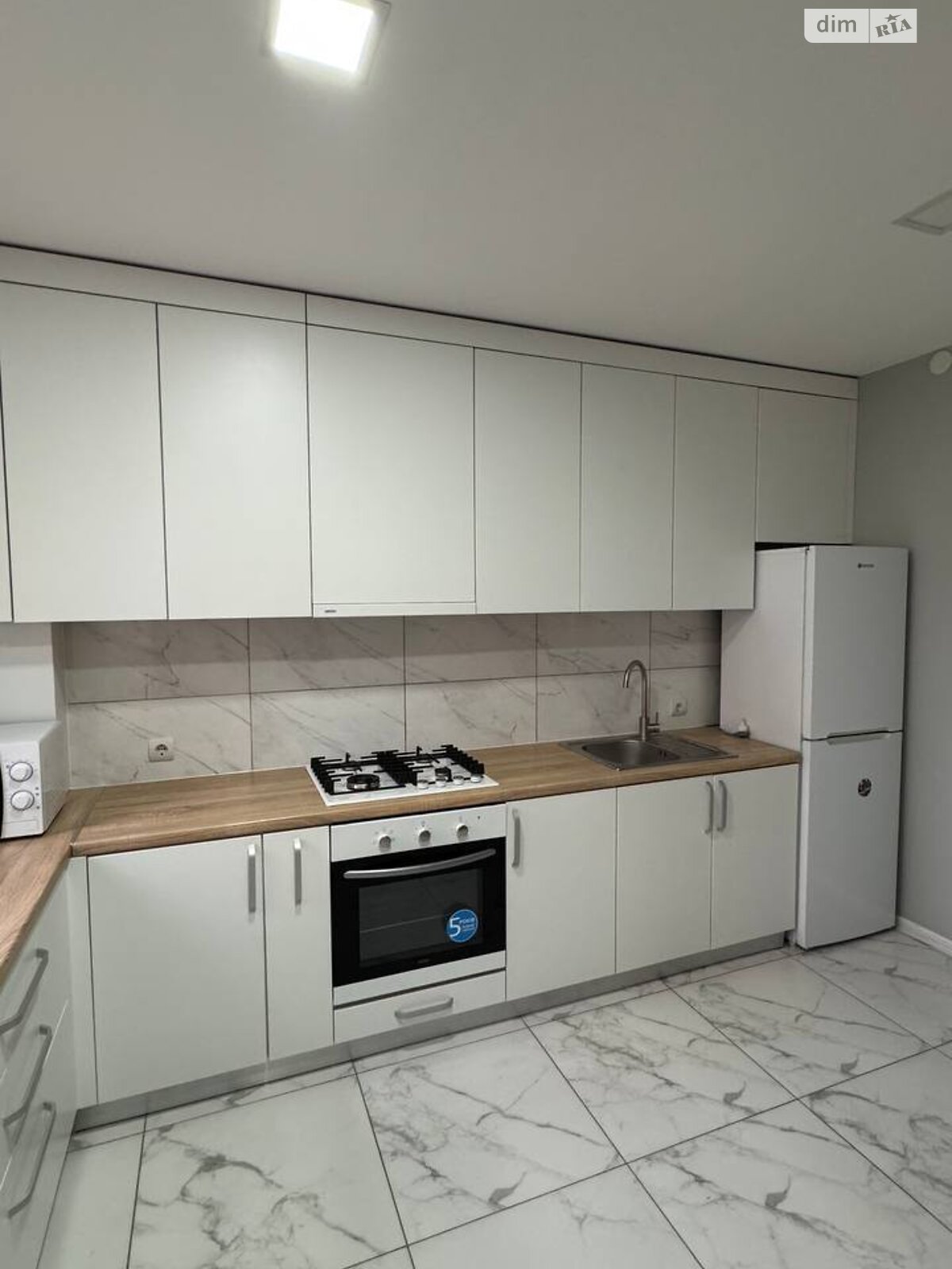 Продаж двокімнатної квартири в Угринові, на вул. Тролейбусна 30, фото 1 Продаж двокімнатної квартири в Угринові, на вул. Тролейбусна 30, фото 1