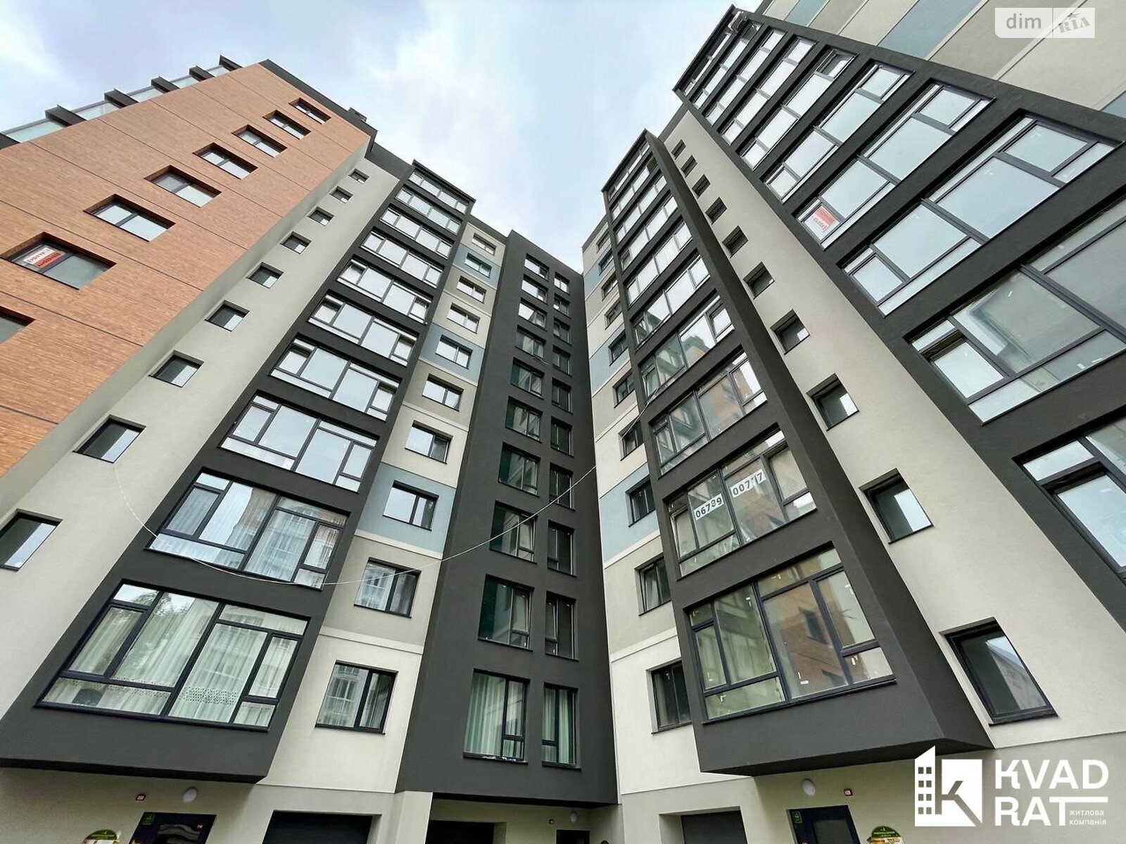 Продаж двокімнатної квартири в Івано-Франківську, на вул. Целевича Юліана 4, район Пасічна фото 1 Продаж двокімнатної квартири в Івано-Франківську, на вул. Целевича Юліана 4, район Пасічна фото 1