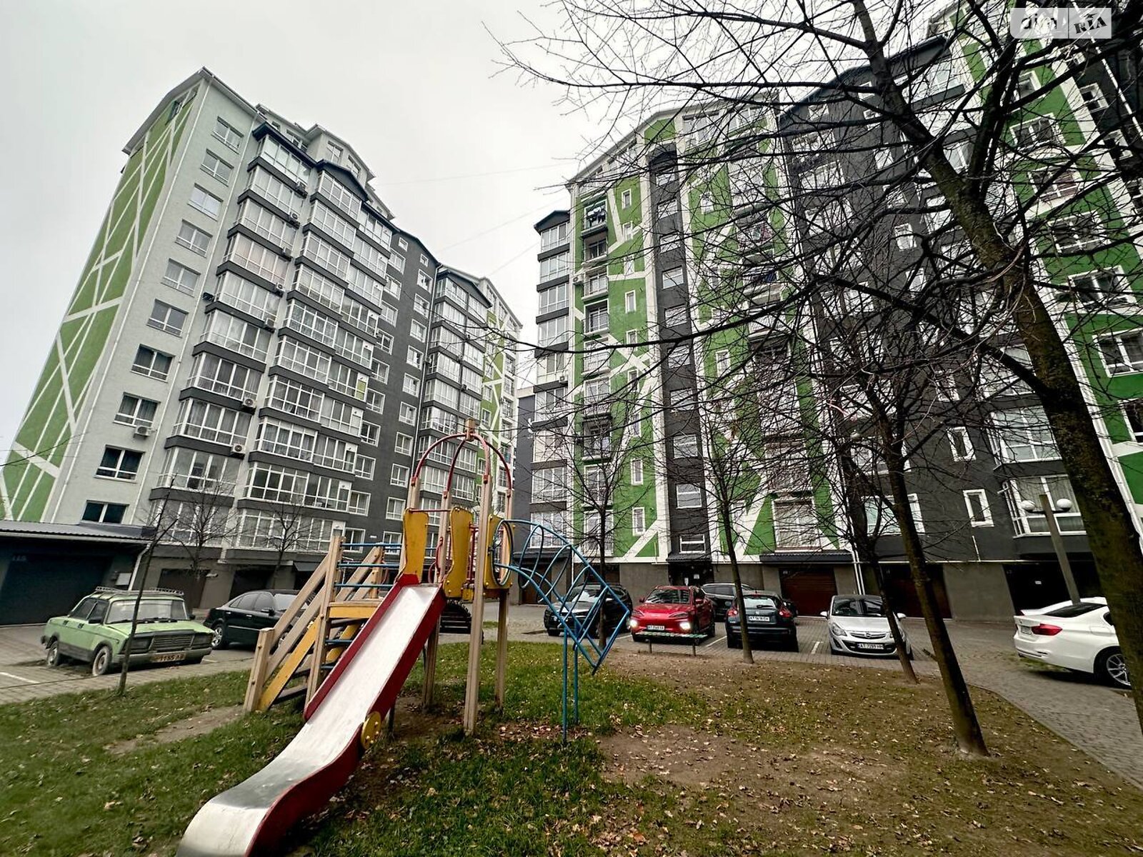 Продажа двухкомнатной квартиры в Ивано-Франковске, на ул. Целевича Юлиана, район Пасечная фото 1 Продажа двухкомнатной квартиры в Ивано-Франковске, на ул. Целевича Юлиана, район Пасечная фото 1