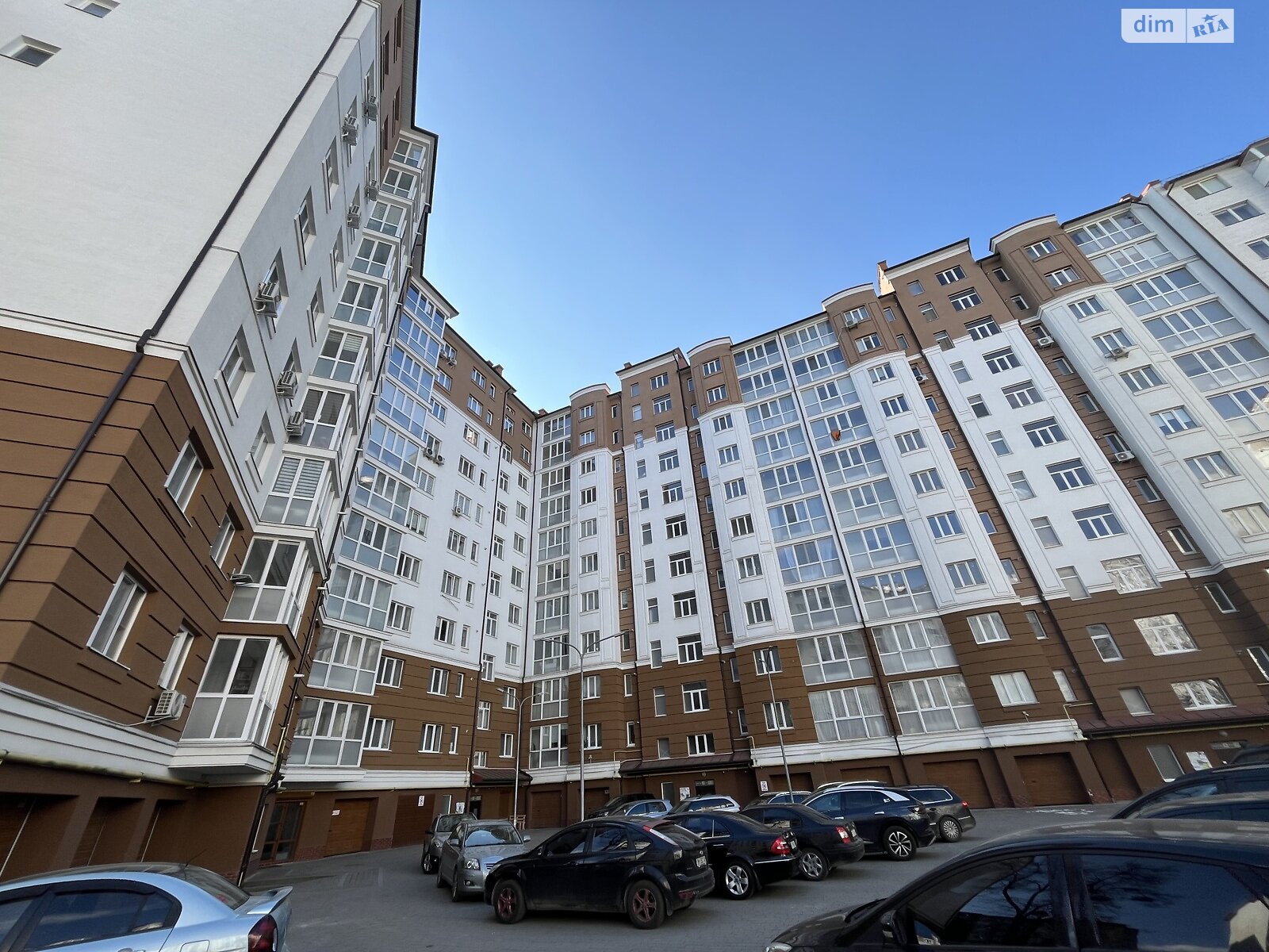 Продаж двокімнатної квартири в Івано-Франківську, на вул. Целевича Юліана 10, район Пасічна фото 1 Продаж двокімнатної квартири в Івано-Франківську, на вул. Целевича Юліана 10, район Пасічна фото 1
