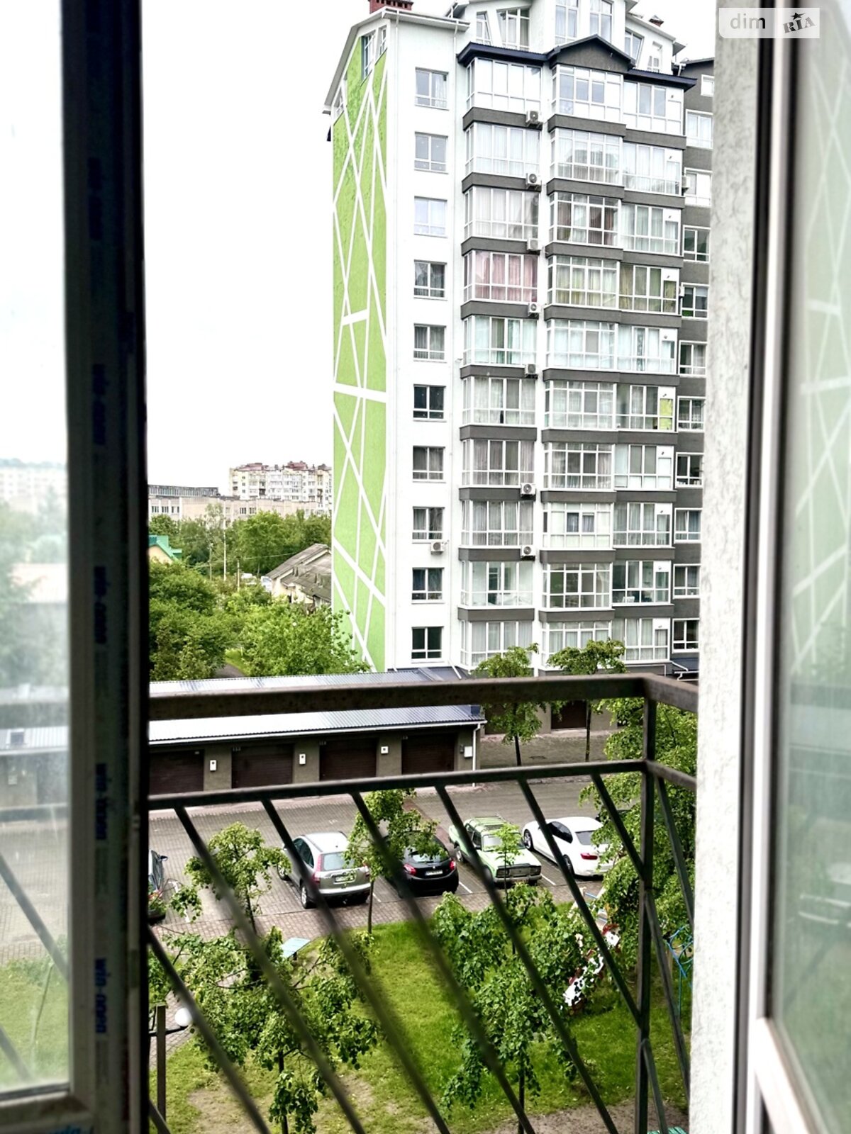 Продажа двухкомнатной квартиры в Ивано-Франковске, на ул. Целевича Юлиана, район Пасечная фото 1 Продажа двухкомнатной квартиры в Ивано-Франковске, на ул. Целевича Юлиана, район Пасечная фото 1