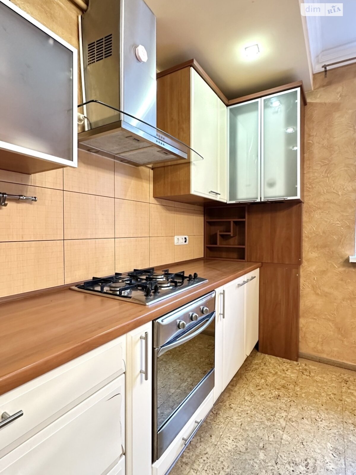 Продаж трикімнатної квартири в Івано-Франківську, на вул. Петра Калнишевського 12, фото 1 Продаж трикімнатної квартири в Івано-Франківську, на вул. Петра Калнишевського 12, фото 1
