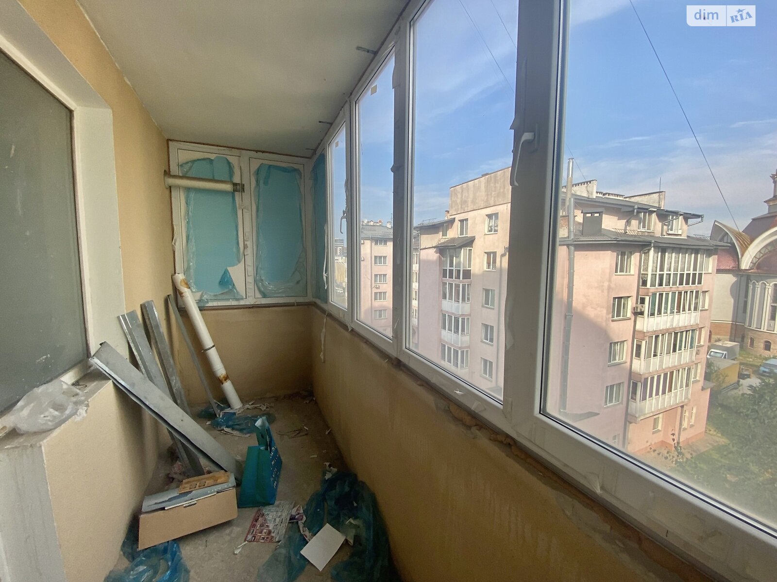 Продажа двухкомнатной квартиры в Ивано-Франковске, на ул. Надречная 221А, район Позитрон фото 1 Продажа двухкомнатной квартиры в Ивано-Франковске, на ул. Надречная 221А, район Позитрон фото 1