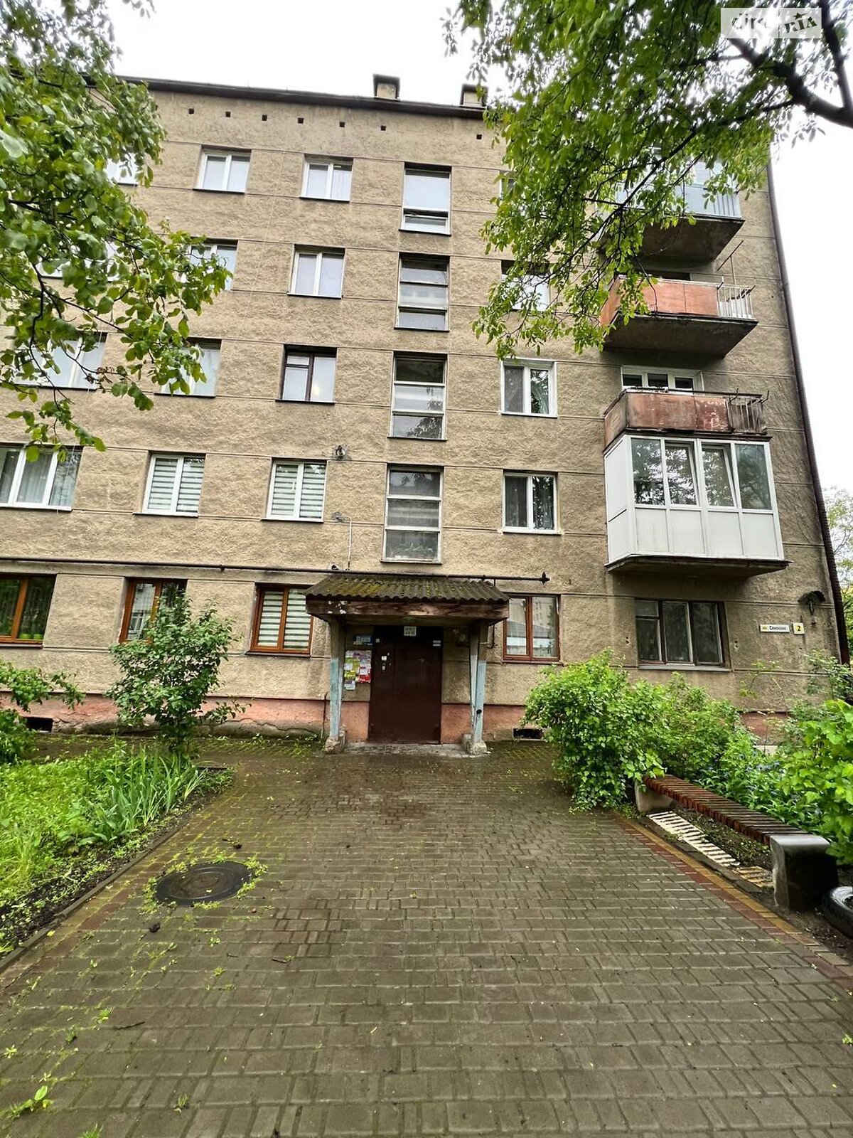 Продаж трикімнатної квартири в Івано-Франківську, на вул. Симоненка Василя 2, район Позитрон фото 1 Продаж трикімнатної квартири в Івано-Франківську, на вул. Симоненка Василя 2, район Позитрон фото 1