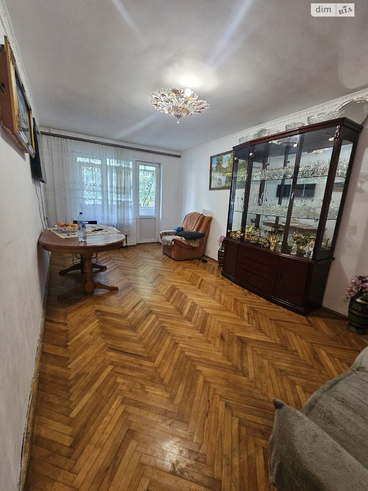 Продажа трехкомнатной квартиры в Ивано-Франковске, на ул. Симоненко Василия 8, район Позитрон фото 1 Продажа трехкомнатной квартиры в Ивано-Франковске, на ул. Симоненко Василия 8, район Позитрон фото 1