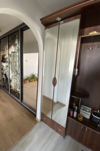 Продаж трикімнатної квартири в Івано-Франківську, на вул. Стуса Василя 11, район Позитрон фото 2