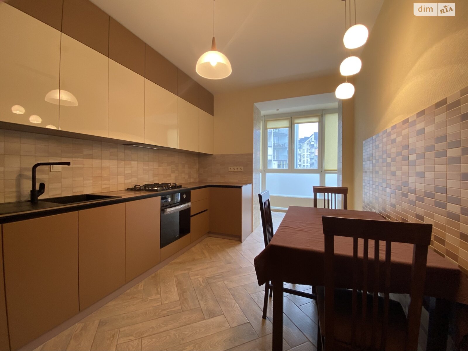 Продажа двухкомнатной квартиры в Ивано-Франковске, на ул. Стуса Василия 5, район Позитрон фото 1 Продажа двухкомнатной квартиры в Ивано-Франковске, на ул. Стуса Василия 5, район Позитрон фото 1