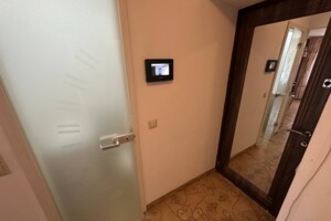 Продажа однокомнатной квартиры в Ивано-Франковске, на ул. Стуса Василия 11А, кв. 2, район Позитрон фото 2