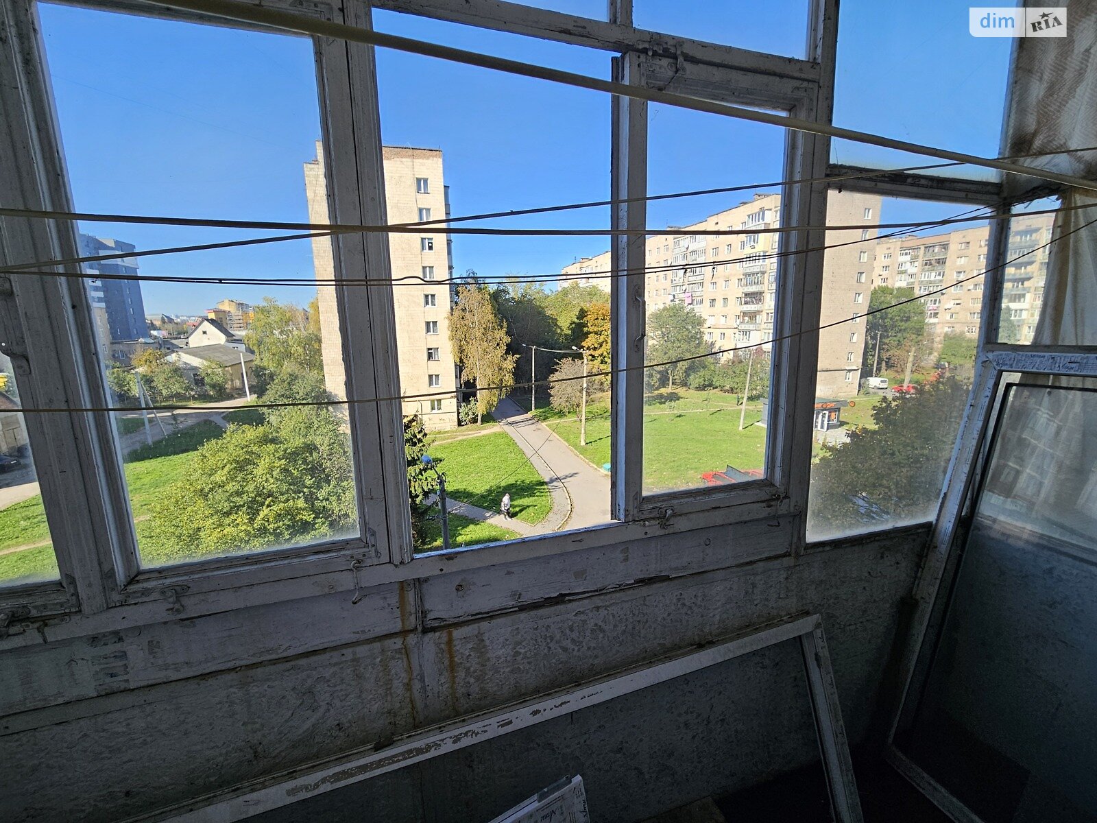 Продаж трикімнатної квартири в Івано-Франківську, на вул. Вовчинецька 192Б, район Позитрон фото 1 Продаж трикімнатної квартири в Івано-Франківську, на вул. Вовчинецька 192Б, район Позитрон фото 1