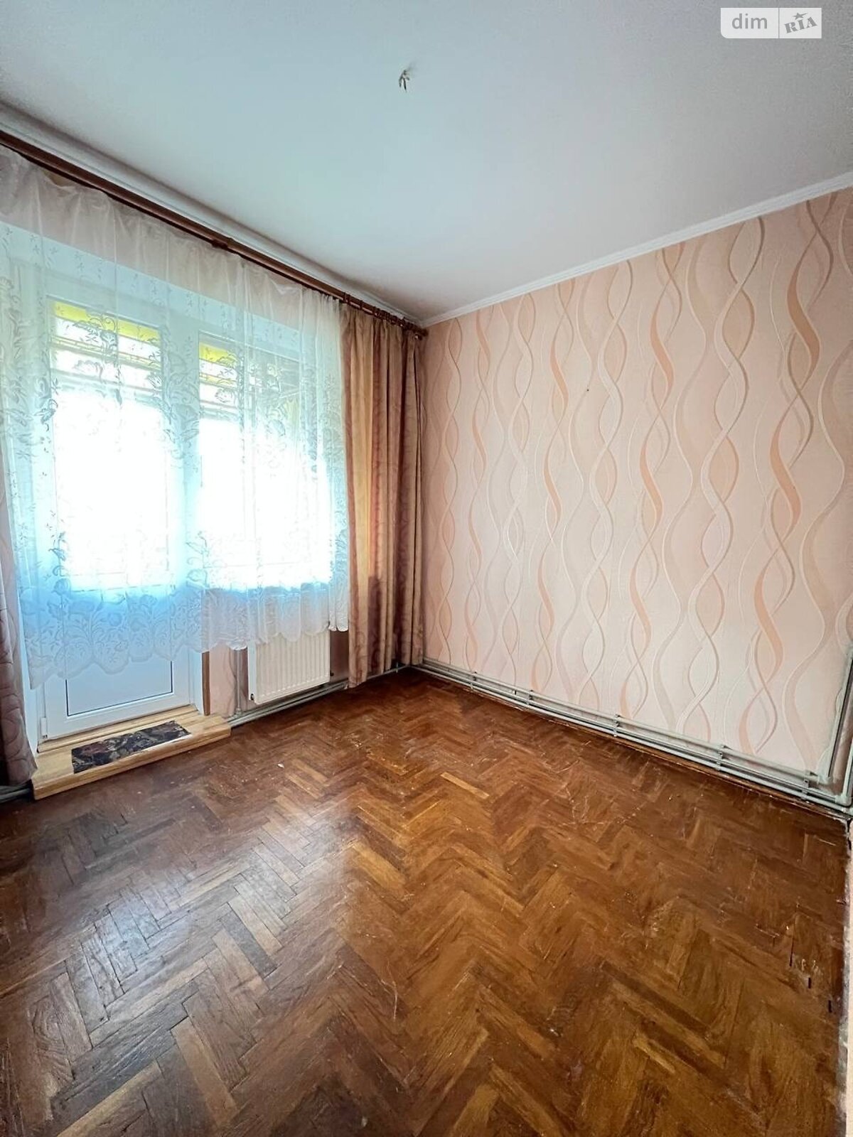 Продаж трикімнатної квартири в Івано-Франківську, на вул. Вовчинецька, район Позитрон фото 1 Продаж трикімнатної квартири в Івано-Франківську, на вул. Вовчинецька, район Позитрон фото 1