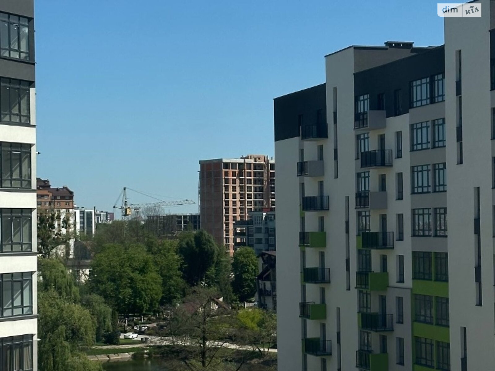 Продажа трехкомнатной квартиры в Ивано-Франковске, на ул. Приозерная, фото 1