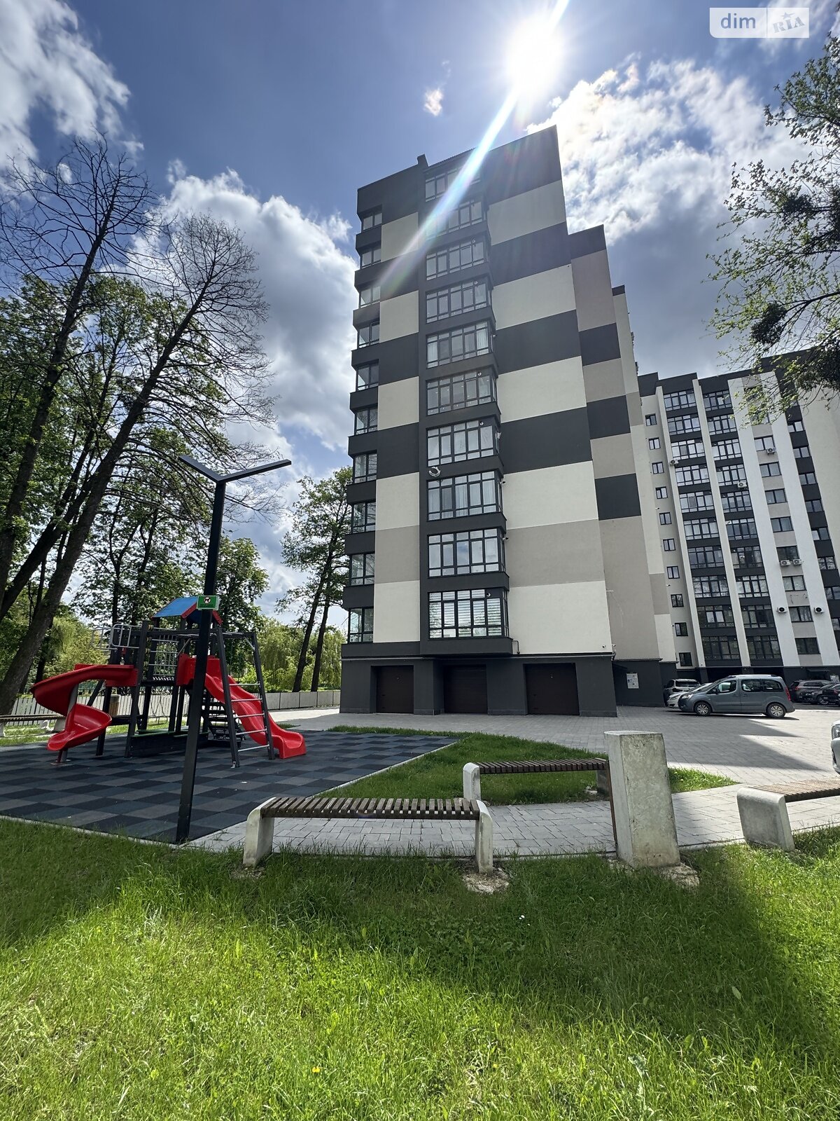 Продажа трехкомнатной квартиры в Ивано-Франковске, на ул. Приозерная 57, фото 1 Продажа трехкомнатной квартиры в Ивано-Франковске, на ул. Приозерная 57, фото 1