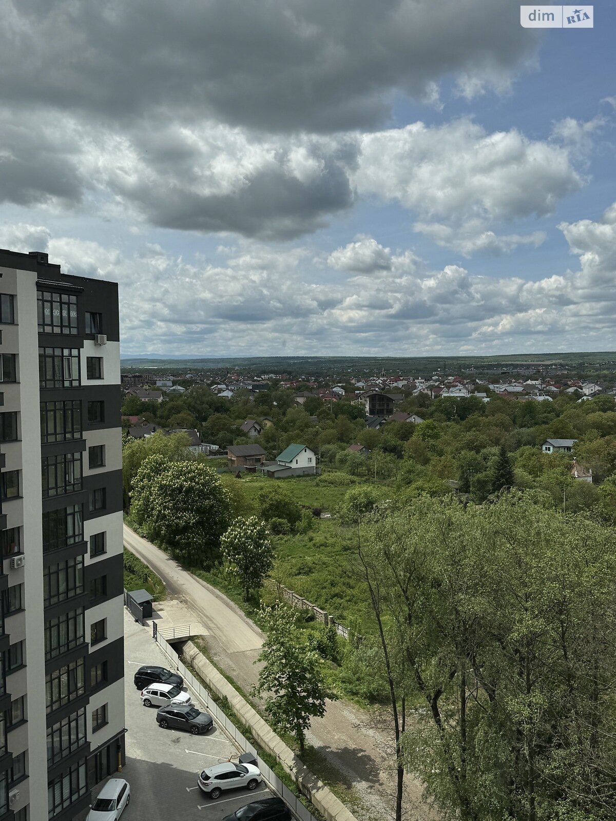 Продажа трехкомнатной квартиры в Ивано-Франковске, на ул. Приозерная 57, фото 1 Продажа трехкомнатной квартиры в Ивано-Франковске, на ул. Приозерная 57, фото 1