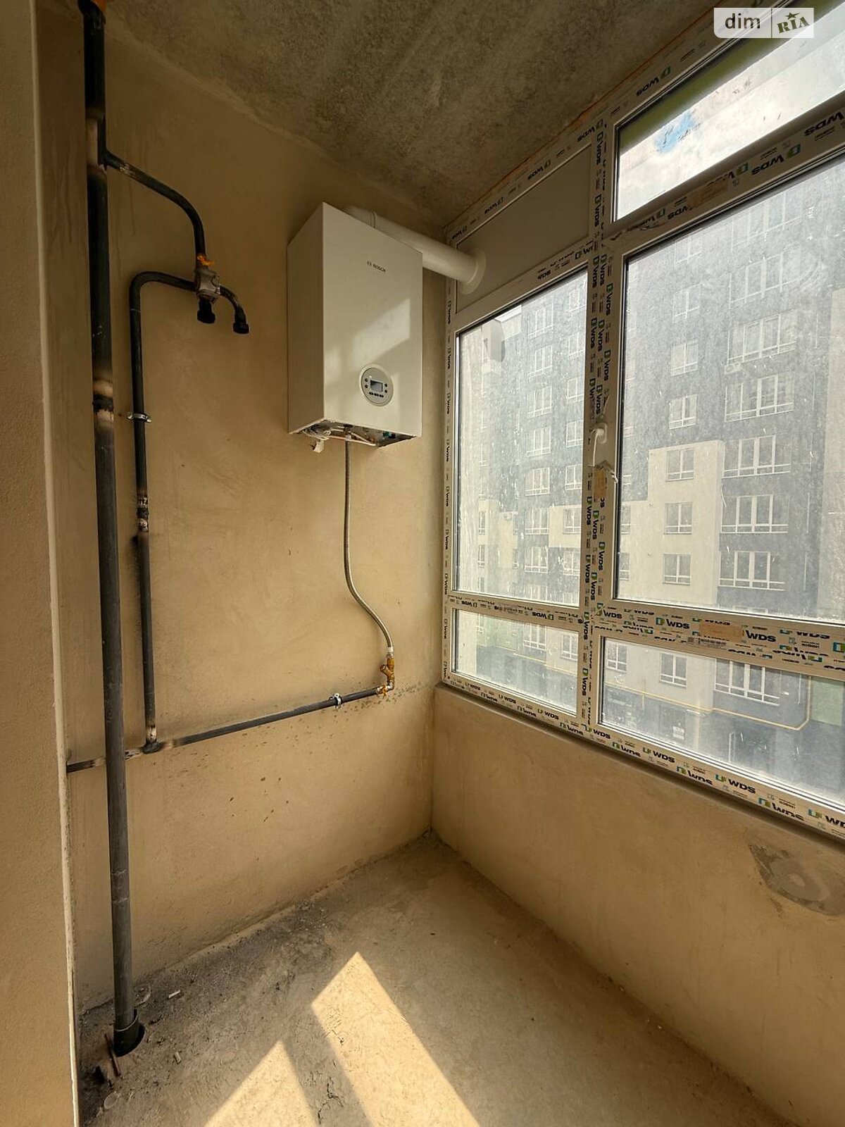 Продажа трехкомнатной квартиры в Ивано-Франковске, на ул. Приозерная, фото 1 Продажа трехкомнатной квартиры в Ивано-Франковске, на ул. Приозерная, фото 1