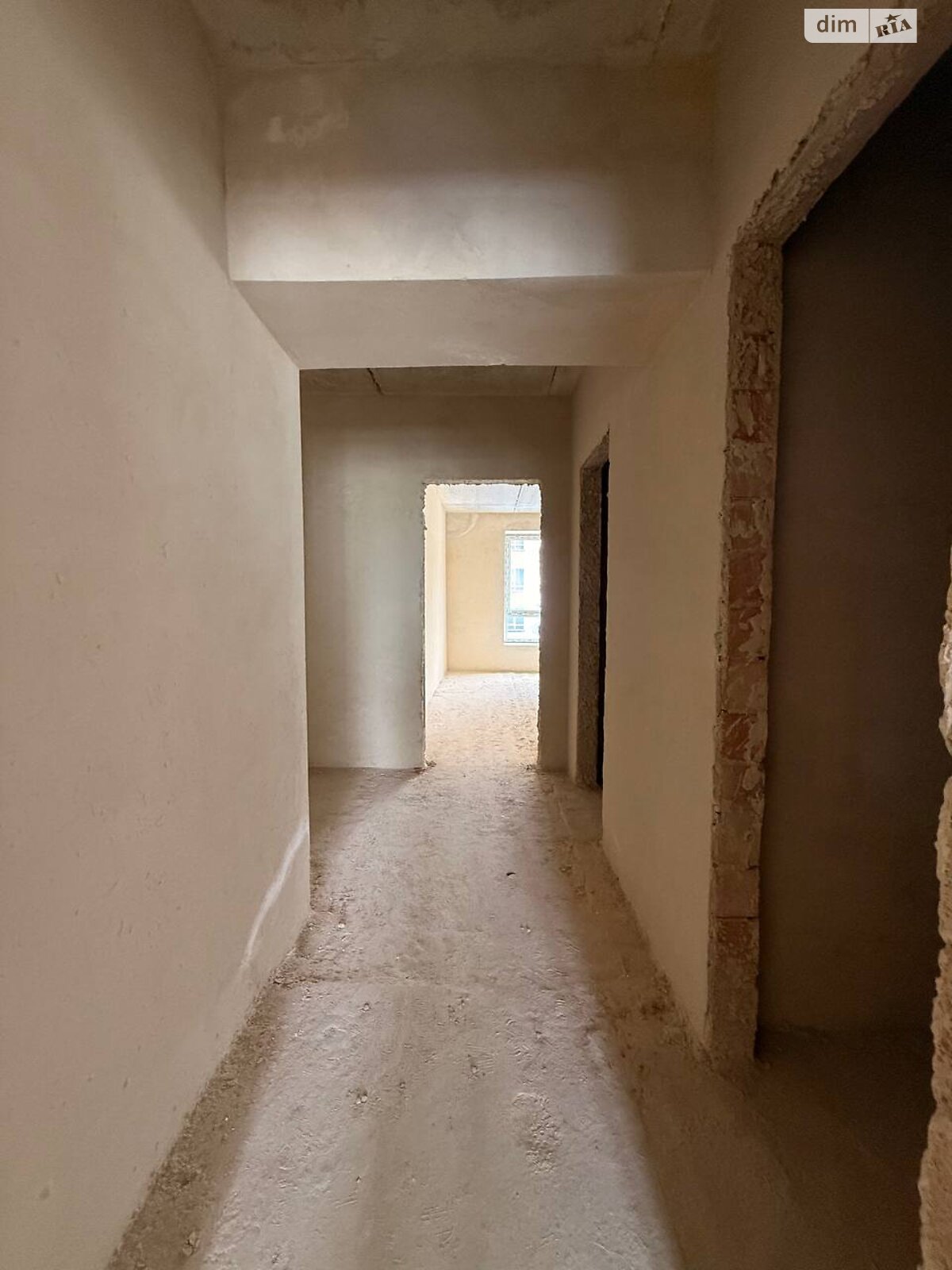 Продажа трехкомнатной квартиры в Ивано-Франковске, на ул. Приозерная, фото 1 Продажа трехкомнатной квартиры в Ивано-Франковске, на ул. Приозерная, фото 1