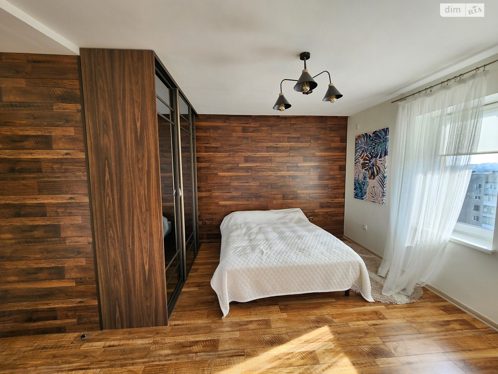Продажа трехкомнатной квартиры в Ивано-Франковске, на ул. Радищева 3Г, фото 1