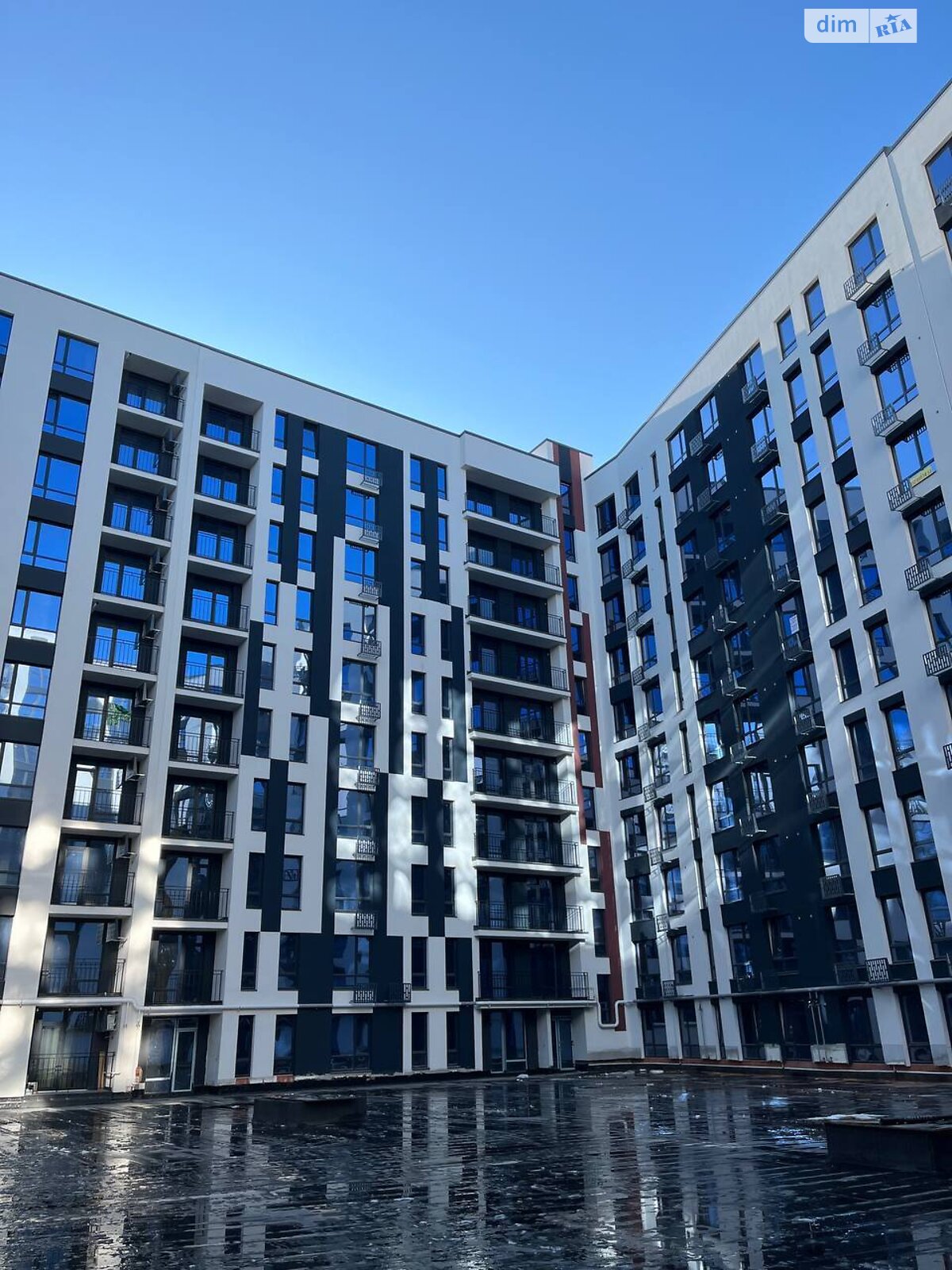 Продаж двокімнатної квартири в Івано-Франківську, на вул. Героїв Миколаєва, район Рінь фото 1 Продаж двокімнатної квартири в Івано-Франківську, на вул. Героїв Миколаєва, район Рінь фото 1