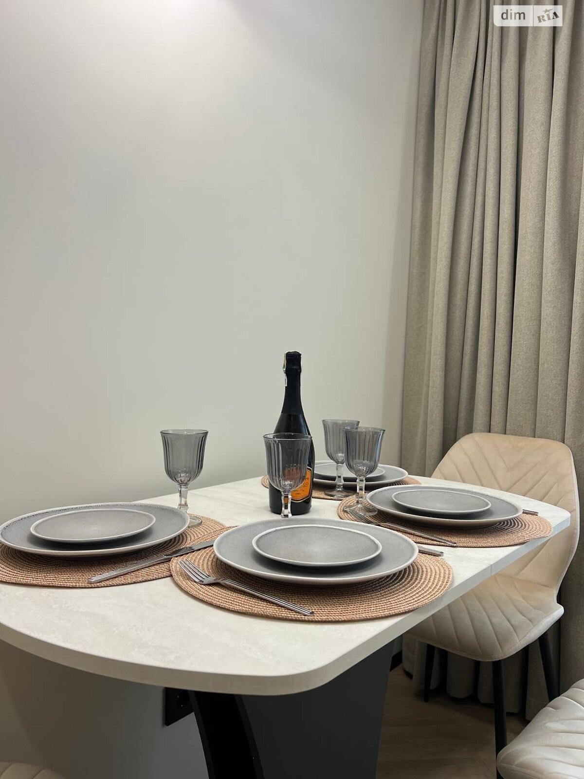 Продаж однокімнатної квартири в Івано-Франківську, на вул. Героїв Миколаєва 43, район Рінь фото 1 Продаж однокімнатної квартири в Івано-Франківську, на вул. Героїв Миколаєва 43, район Рінь фото 1