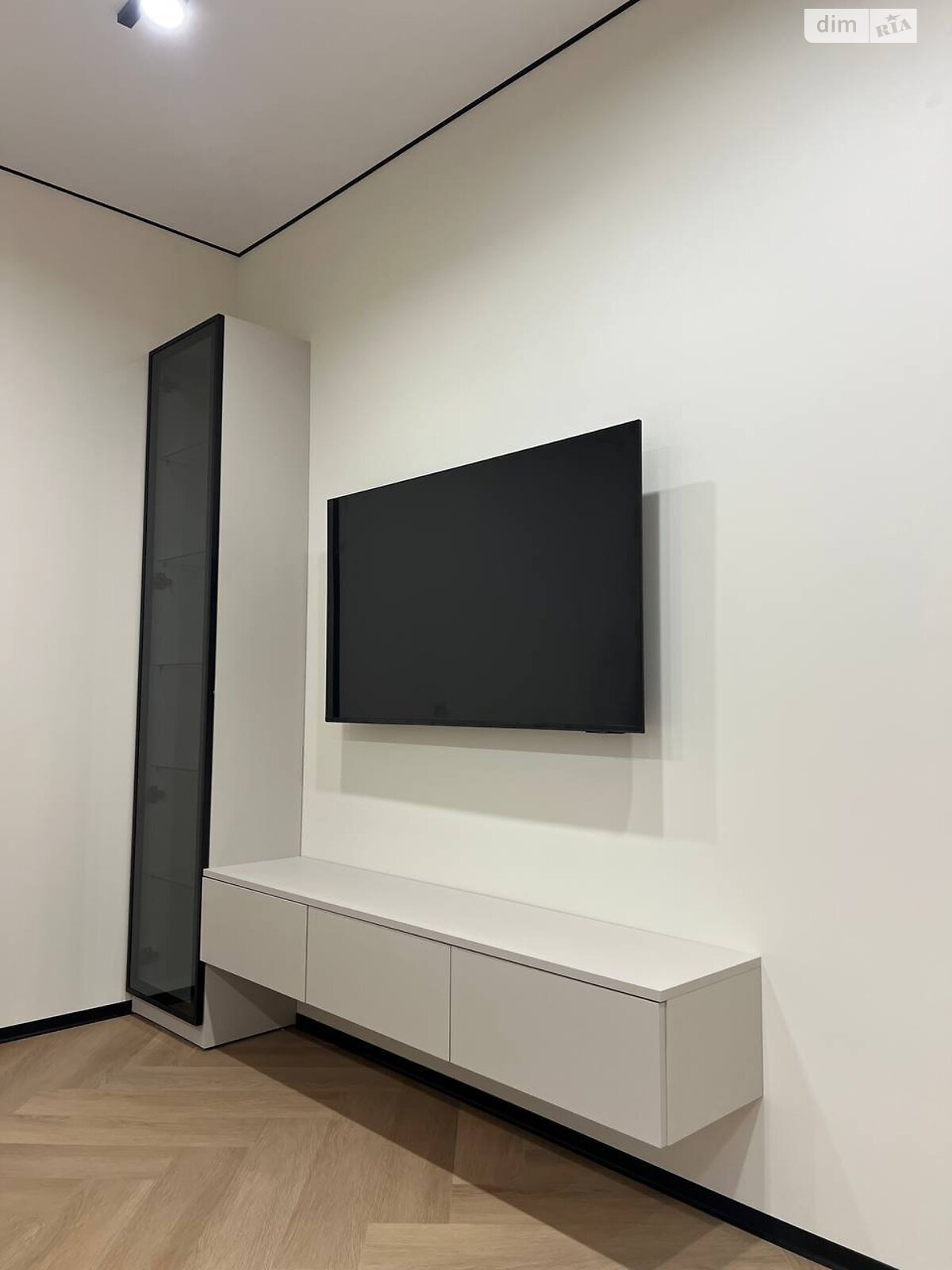 Продаж однокімнатної квартири в Івано-Франківську, на вул. Героїв Миколаєва 43, район Рінь фото 1 Продаж однокімнатної квартири в Івано-Франківську, на вул. Героїв Миколаєва 43, район Рінь фото 1