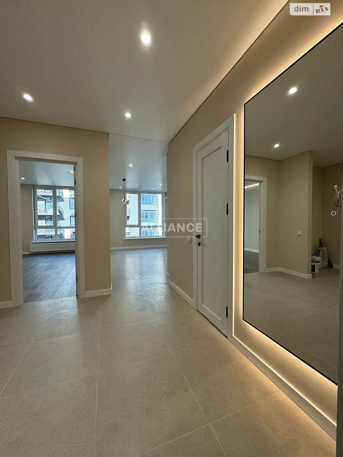 Продаж однокімнатної квартири в Івано-Франківську, на вул. Героїв Миколаєва 43, район Рінь фото 1 Продаж однокімнатної квартири в Івано-Франківську, на вул. Героїв Миколаєва 43, район Рінь фото 1