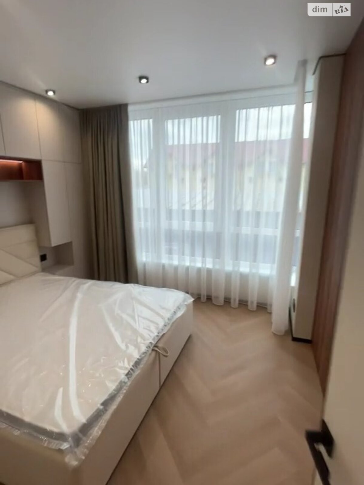 Продаж двокімнатної квартири в Івано-Франківську, на вул. Героїв Миколаєва 43, район Рінь фото 1