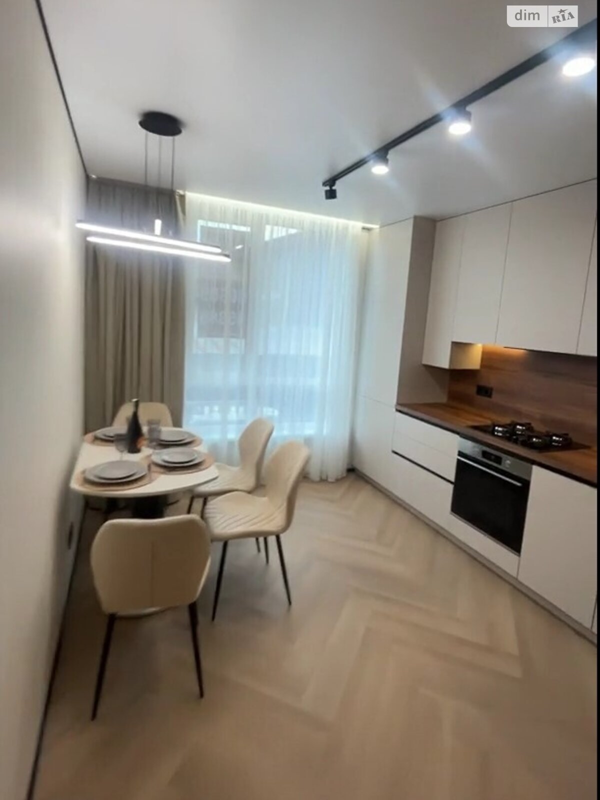 Продаж двокімнатної квартири в Івано-Франківську, на вул. Героїв Миколаєва 43, район Рінь фото 1