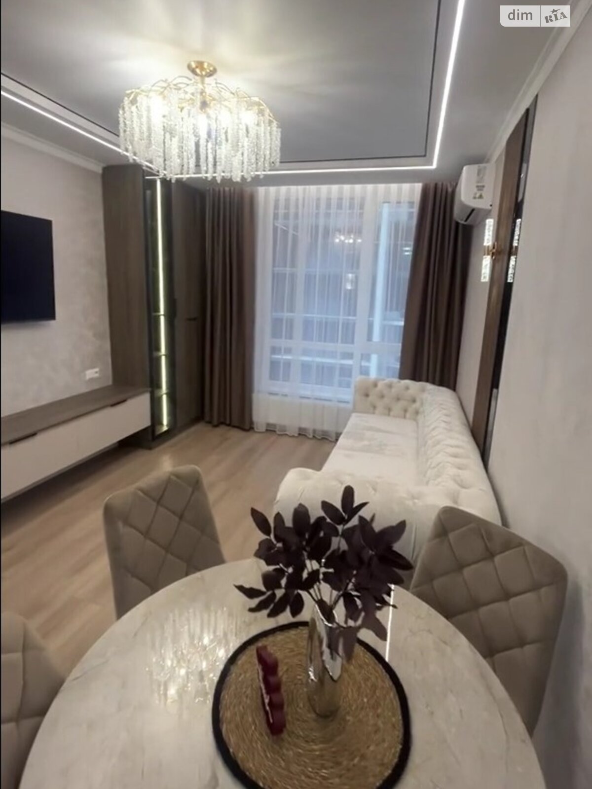 Продаж двокімнатної квартири в Івано-Франківську, на вул. Героїв Миколаєва 43, район Рінь фото 1