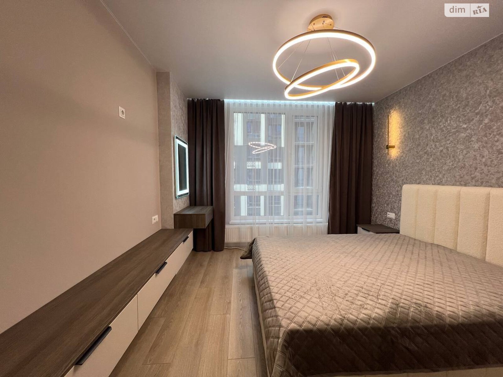Продаж двокімнатної квартири в Івано-Франківську, на вул. Героїв Миколаєва 43, район Рінь фото 1