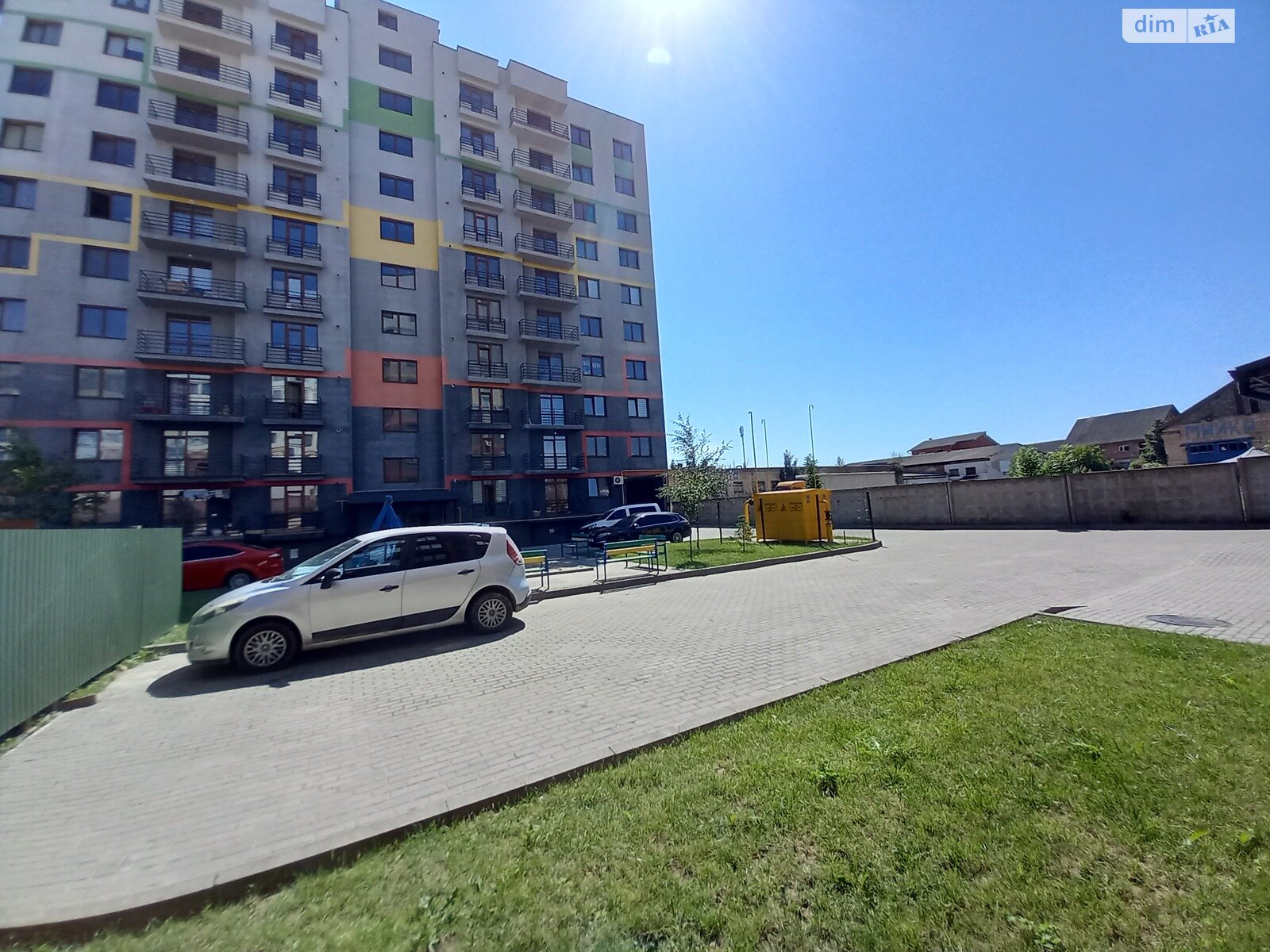 Продажа однокомнатной квартиры в Ивано-Франковске, на ул. Украинских Декабристов, район Ринь фото 1 Продажа однокомнатной квартиры в Ивано-Франковске, на ул. Украинских Декабристов, район Ринь фото 1