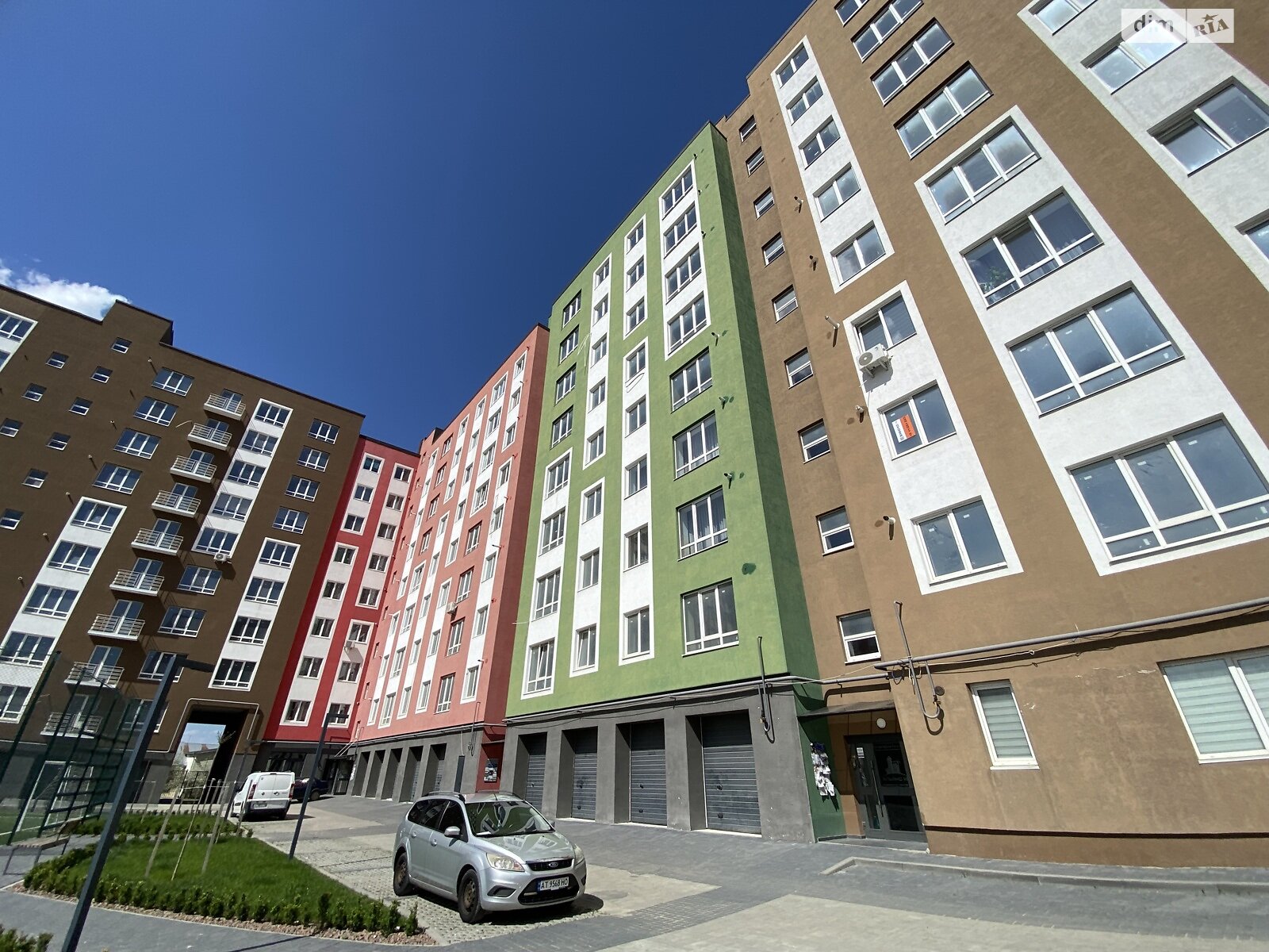 Продажа трехкомнатной квартиры в Ивано-Франковске, на ул. Хмельницкого Богдана 57, район Софиевка фото 1 Продажа трехкомнатной квартиры в Ивано-Франковске, на ул. Хмельницкого Богдана 57, район Софиевка фото 1