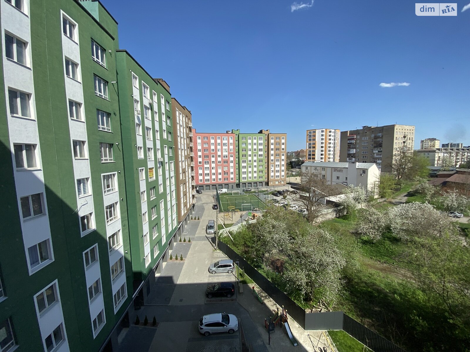 Продажа трехкомнатной квартиры в Ивано-Франковске, на ул. Хмельницкого Богдана 57, район Софиевка фото 1 Продажа трехкомнатной квартиры в Ивано-Франковске, на ул. Хмельницкого Богдана 57, район Софиевка фото 1